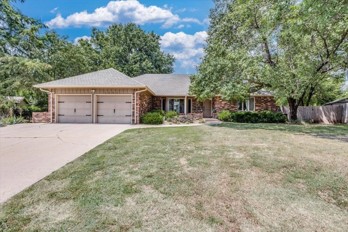 Derby, Kansas 67037, United States, 6 Bedrooms Bedrooms, ,3 BathroomsBathrooms,Residential,Pending,51245