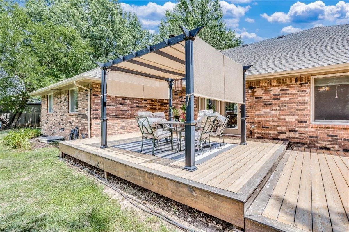 Derby, Kansas 67037, United States, 6 Bedrooms Bedrooms, ,3 BathroomsBathrooms,Residential,Pending,51245