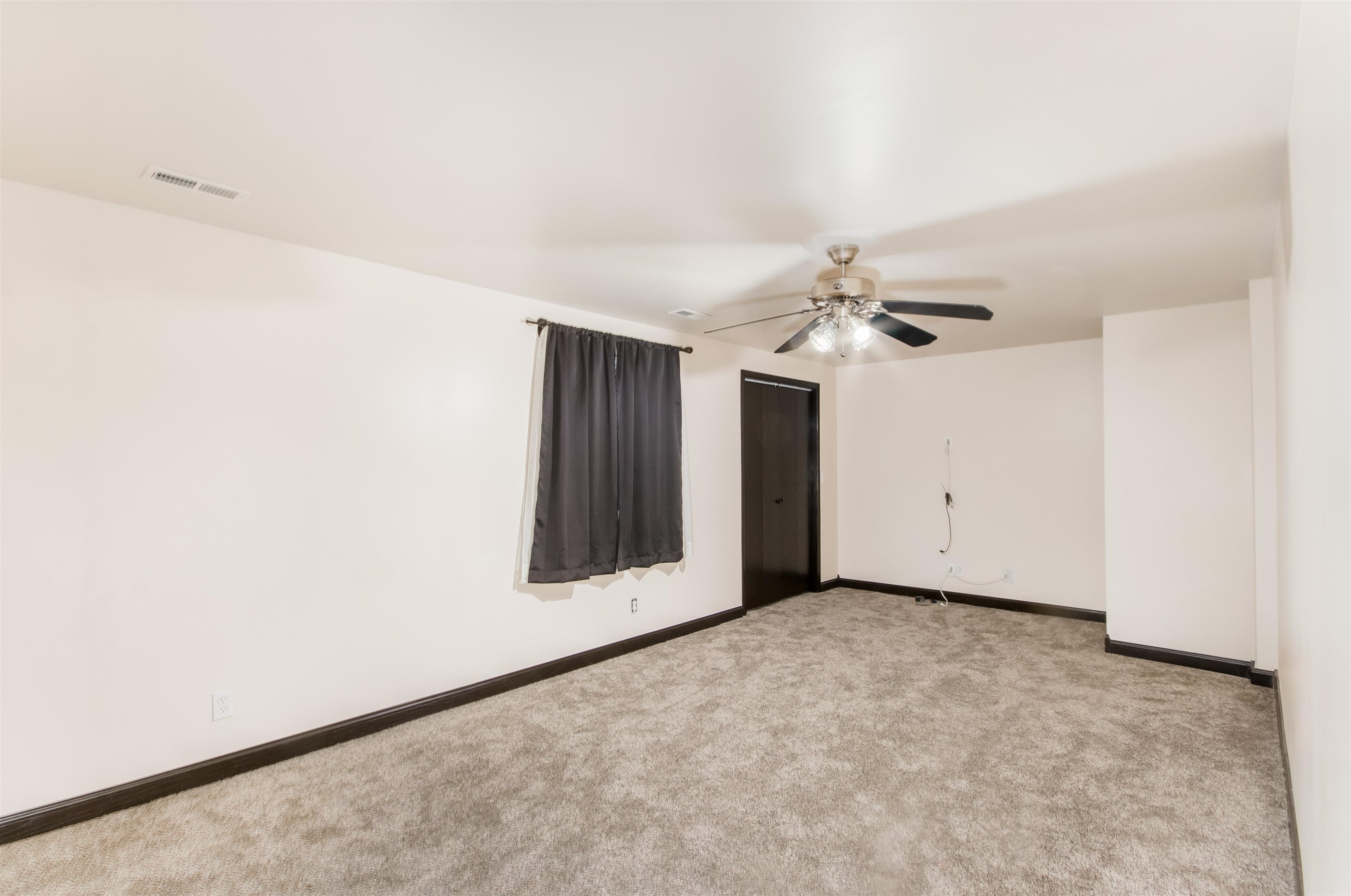 1511 E Village Estates Ct, Park City, Kansas image 20