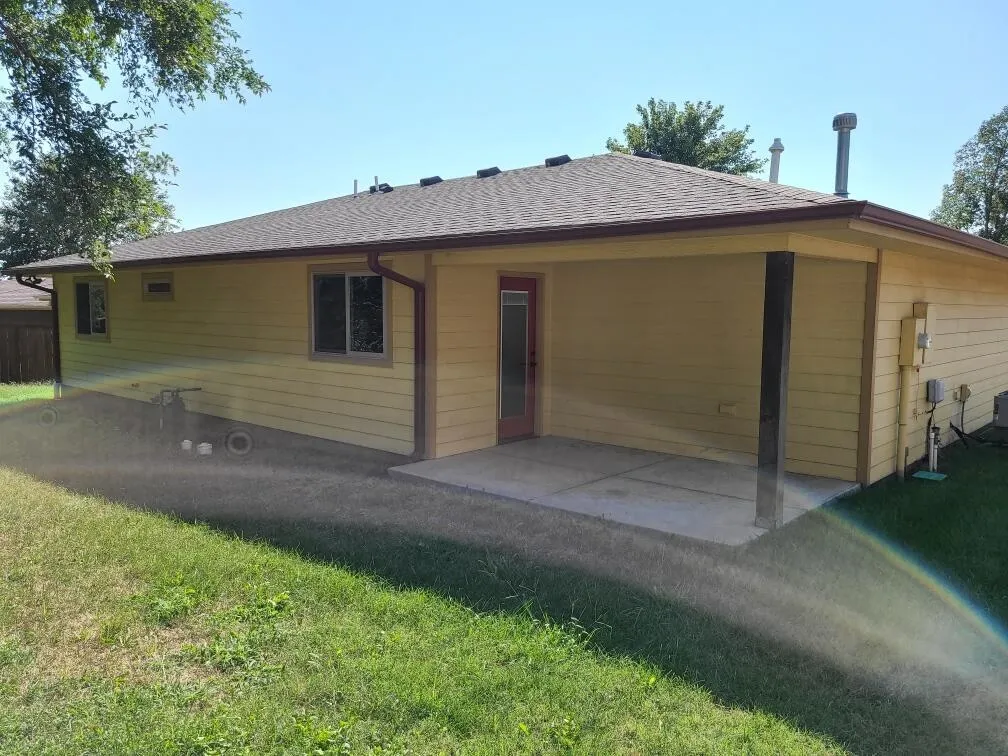 Winfield, Kansas 67156, United States, 2 Bedrooms Bedrooms, ,2 BathroomsBathrooms,Residential,Active,202502