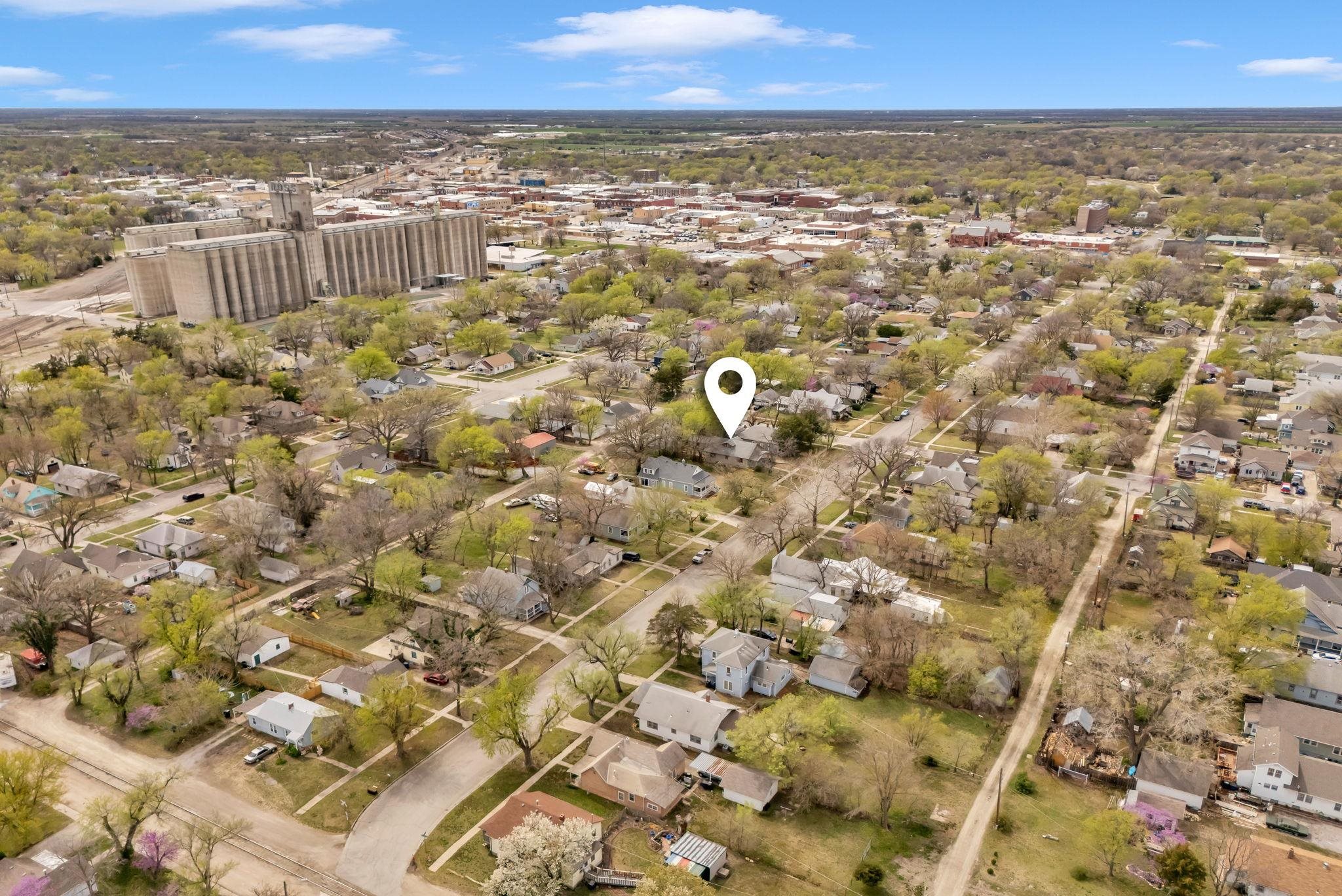 405 E 9th St, Newton, Kansas image 30