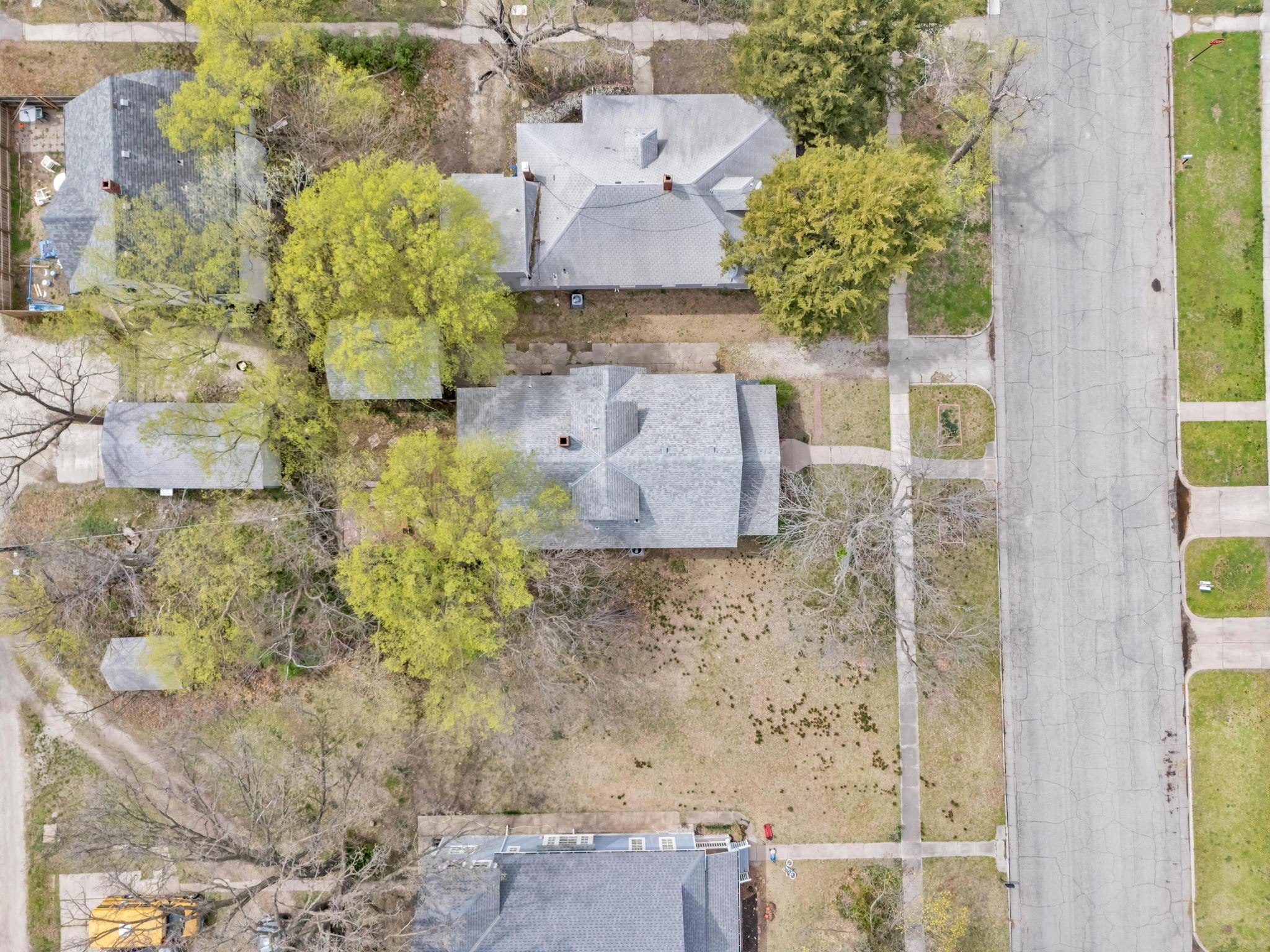 405 E 9th St, Newton, Kansas image 28