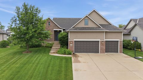 Homes For Sale - 1813 N Wooddale St<br/> Wichita, KS 67230