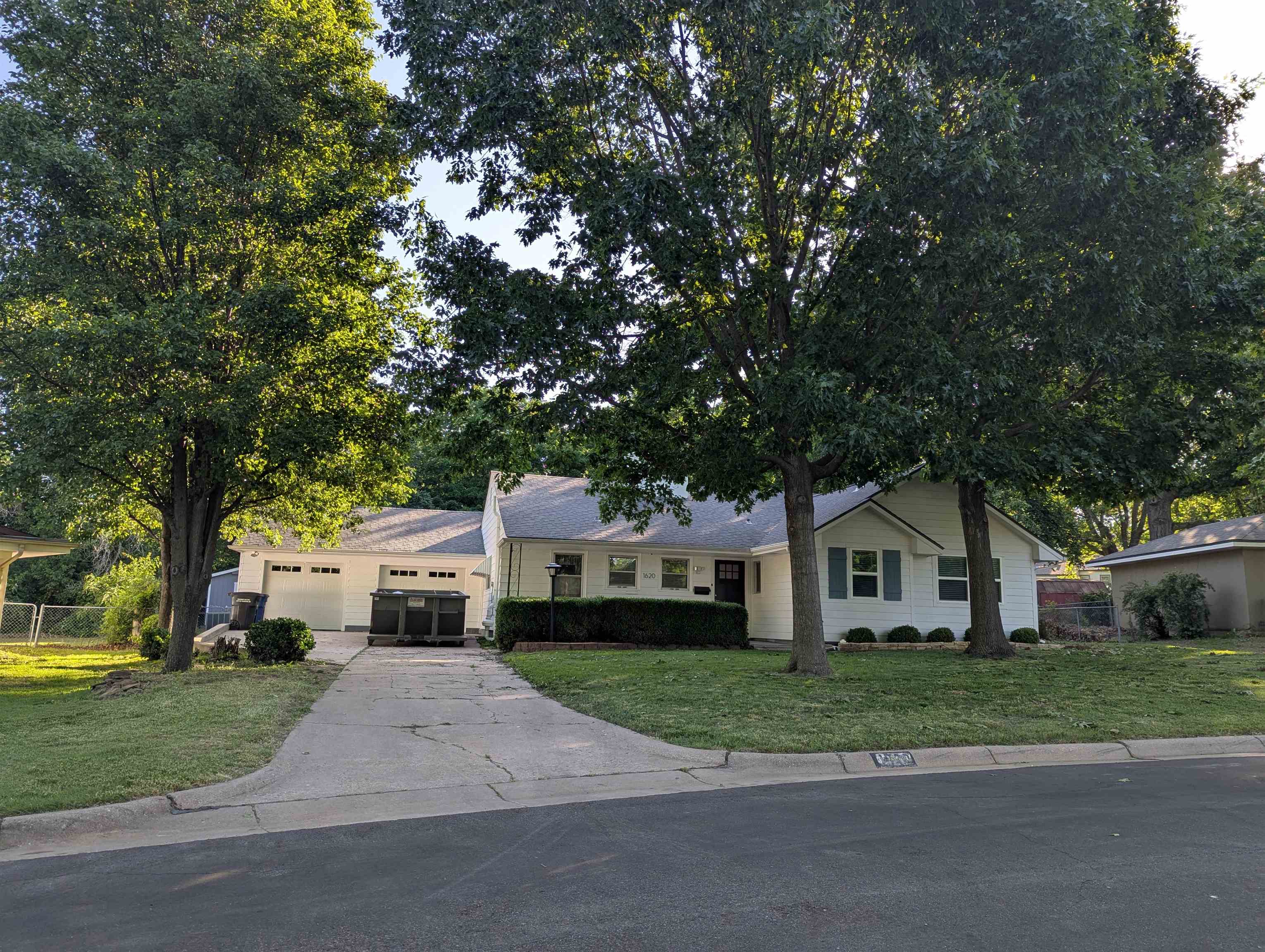 1620 N Highland Drive, Augusta, Kansas image 1