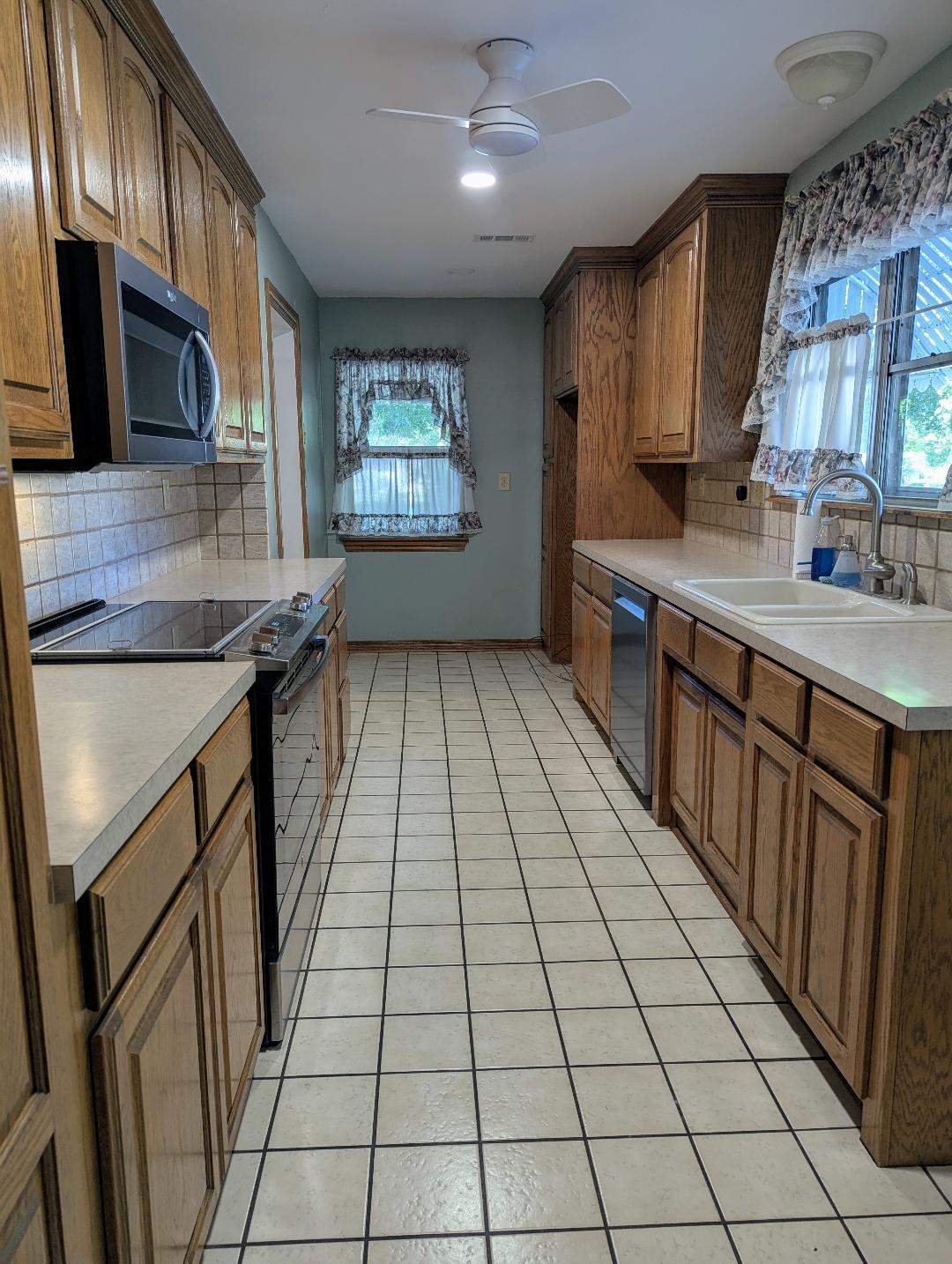 1620 N Highland Drive, Augusta, Kansas image 3