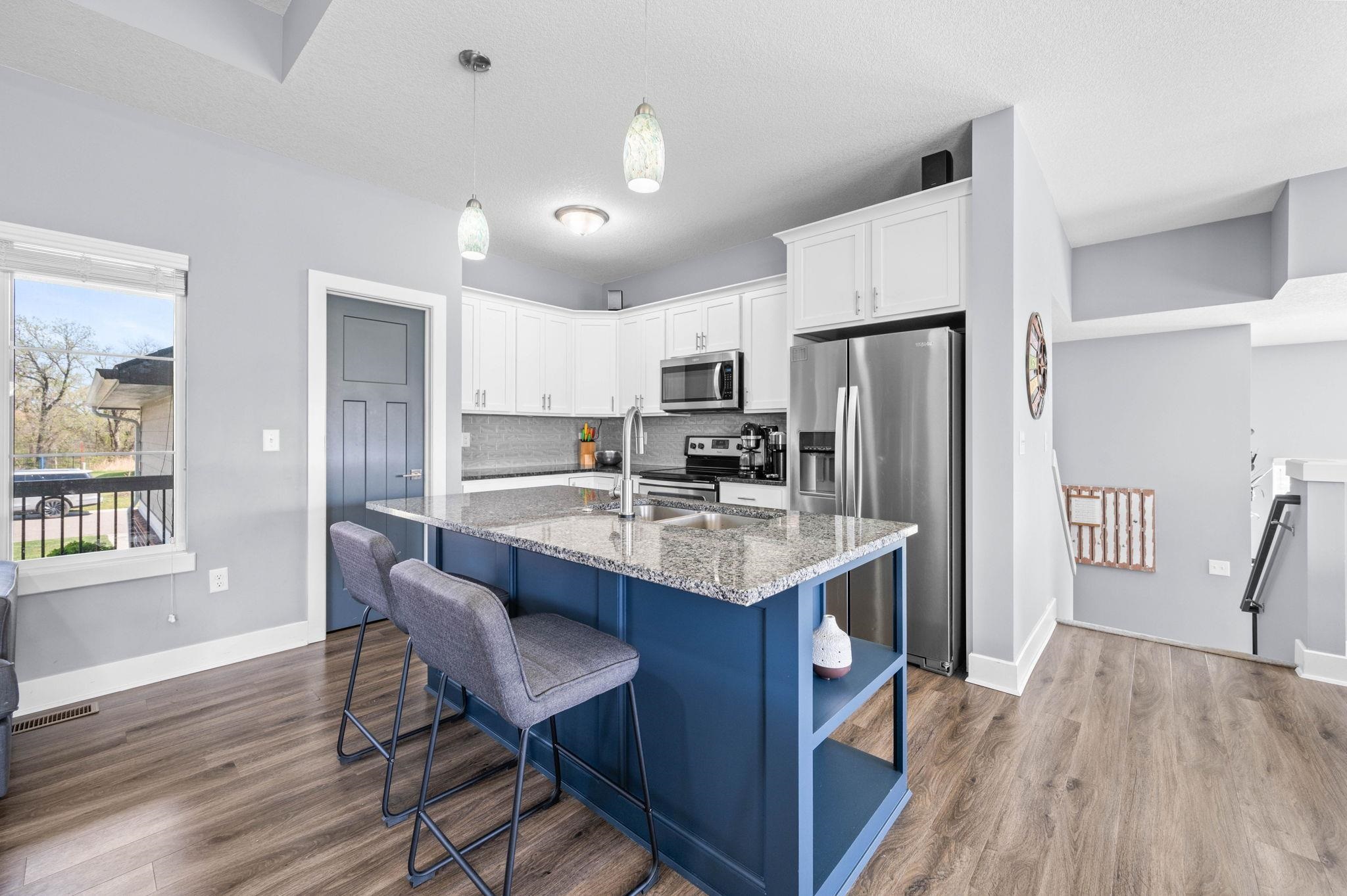 2806 E Mantane Cir, Wichita, Kansas image 5