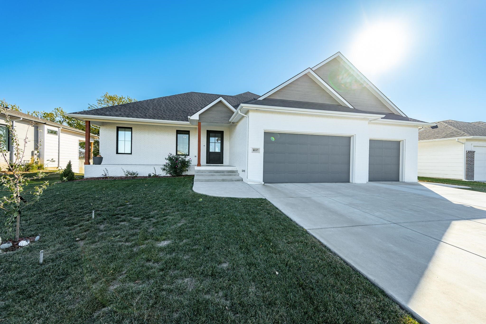 8537 E Bradford St, Wichita, Kansas image 2