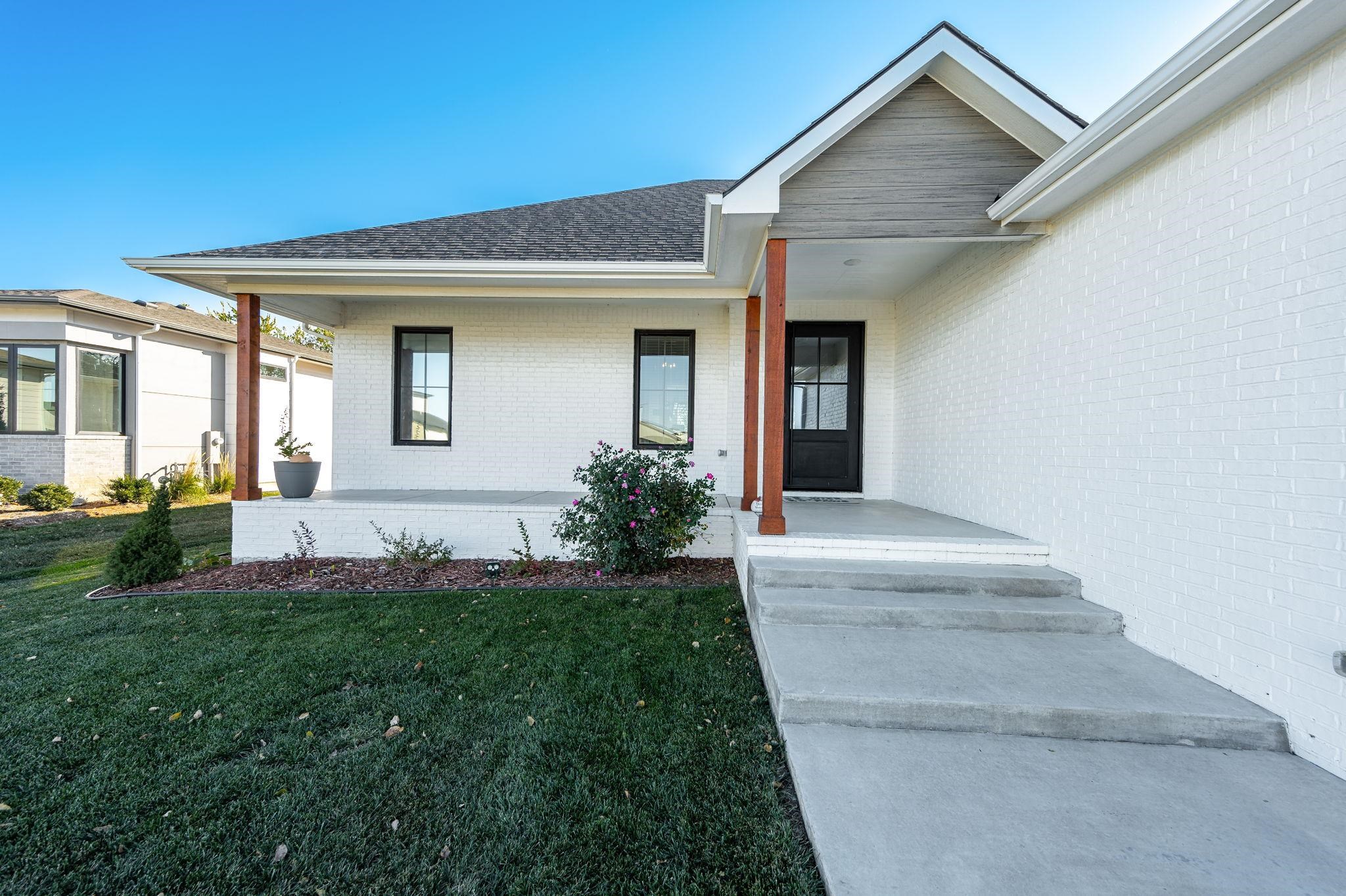 8537 E Bradford St, Wichita, Kansas image 3