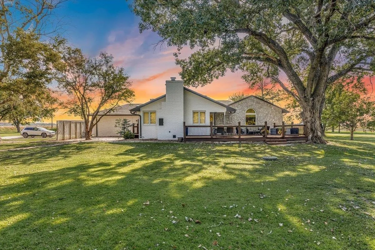 Derby, Kansas 67037, United States, 4 Bedrooms Bedrooms, ,5 BathroomsBathrooms,Residential,Active,38068