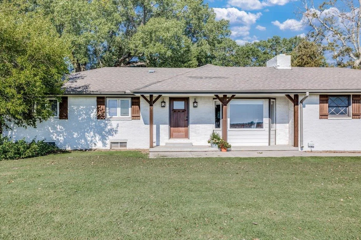 Derby, Kansas 67037, United States, 4 Bedrooms Bedrooms, ,5 BathroomsBathrooms,Residential,Active,38068