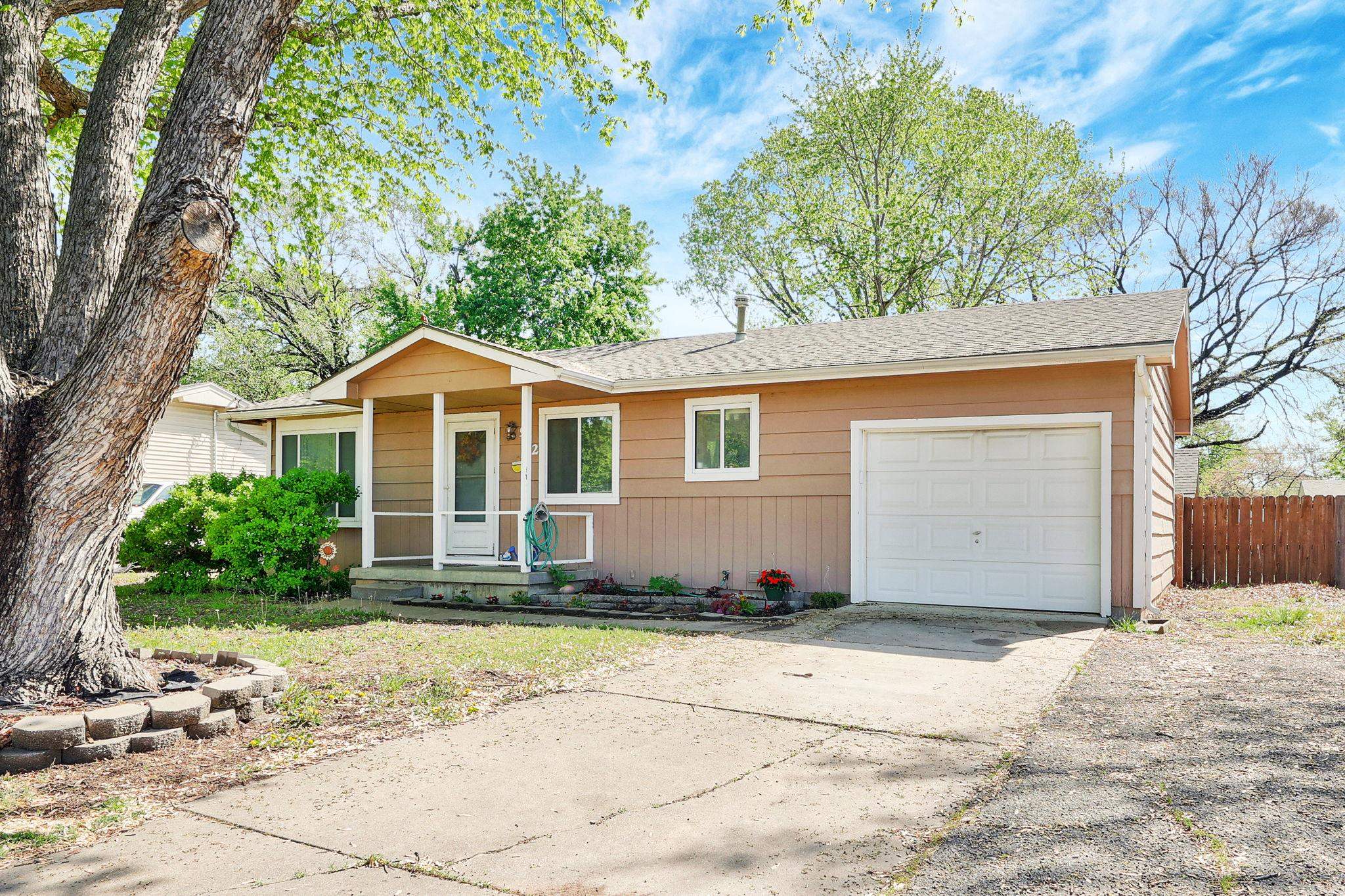912 Lulu St, Augusta, Kansas image 4