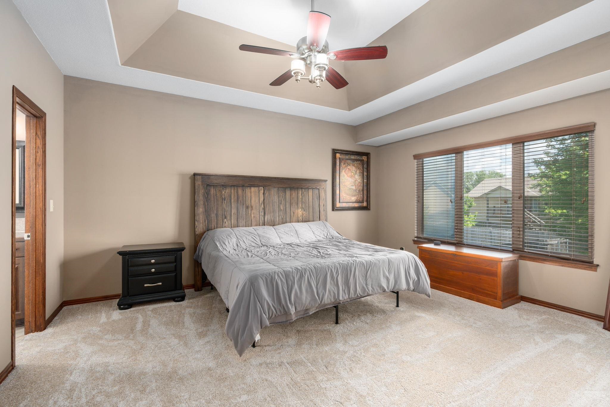 Wichita, Kansas 67205, United States, 4 Bedrooms Bedrooms, ,3 BathroomsBathrooms,Residential,Pending,57394