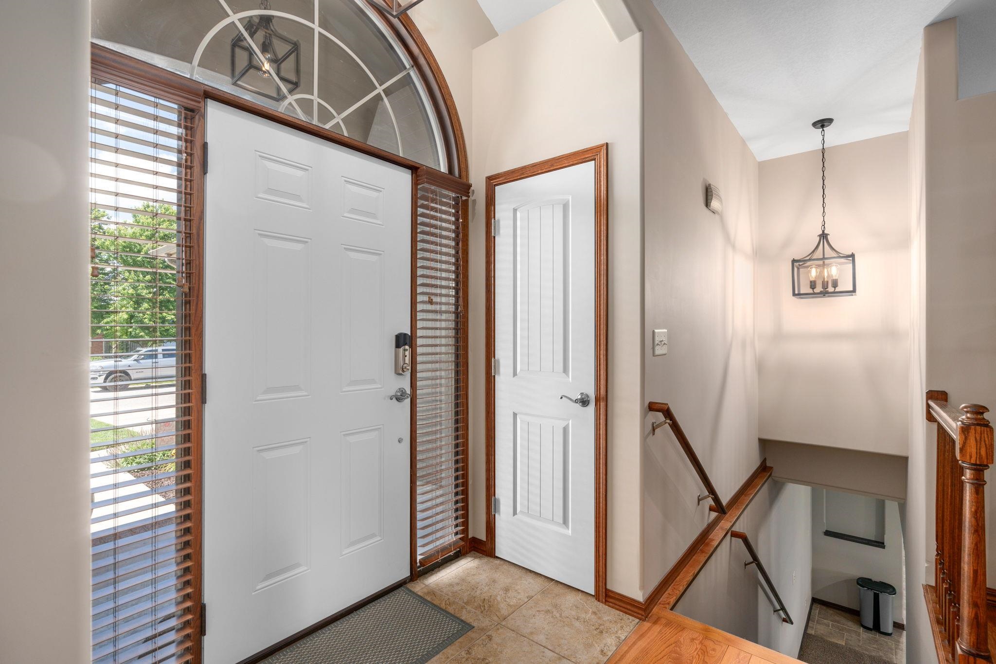 Wichita, Kansas 67205, United States, 4 Bedrooms Bedrooms, ,3 BathroomsBathrooms,Residential,Pending,57394