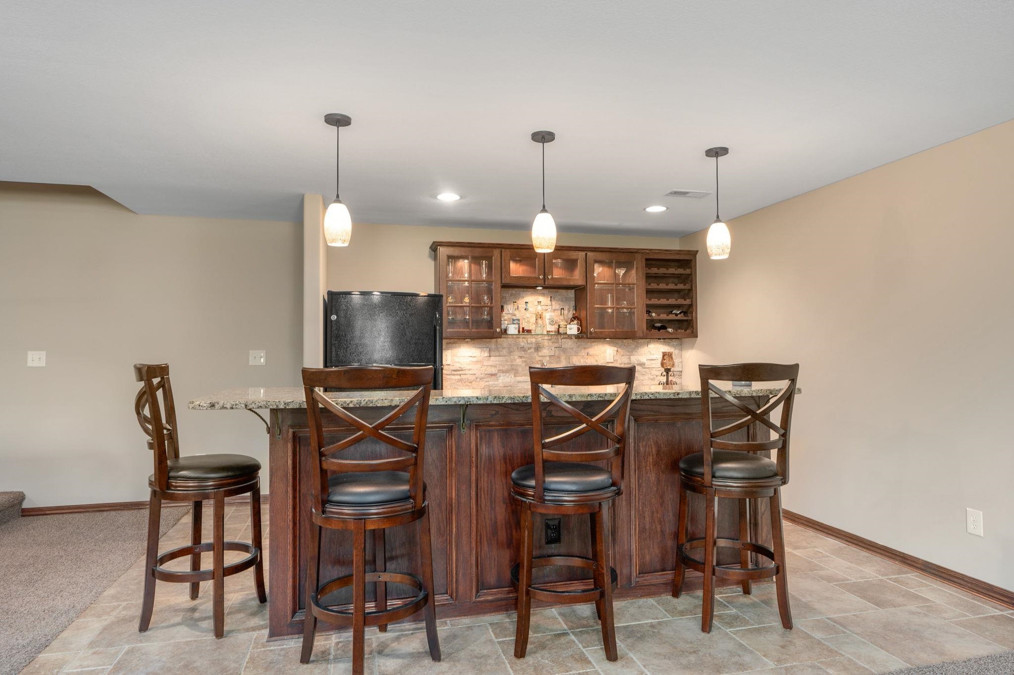 Wichita, Kansas 67205, United States, 4 Bedrooms Bedrooms, ,3 BathroomsBathrooms,Residential,Pending,57394