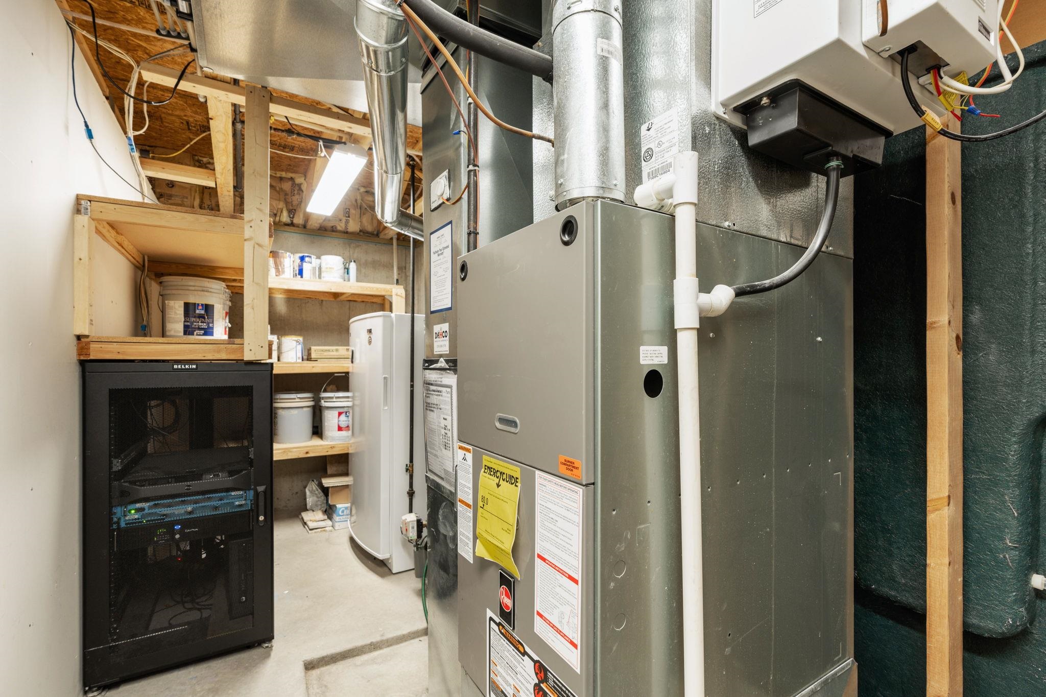 Wichita, Kansas 67205, United States, 4 Bedrooms Bedrooms, ,3 BathroomsBathrooms,Residential,Pending,57394