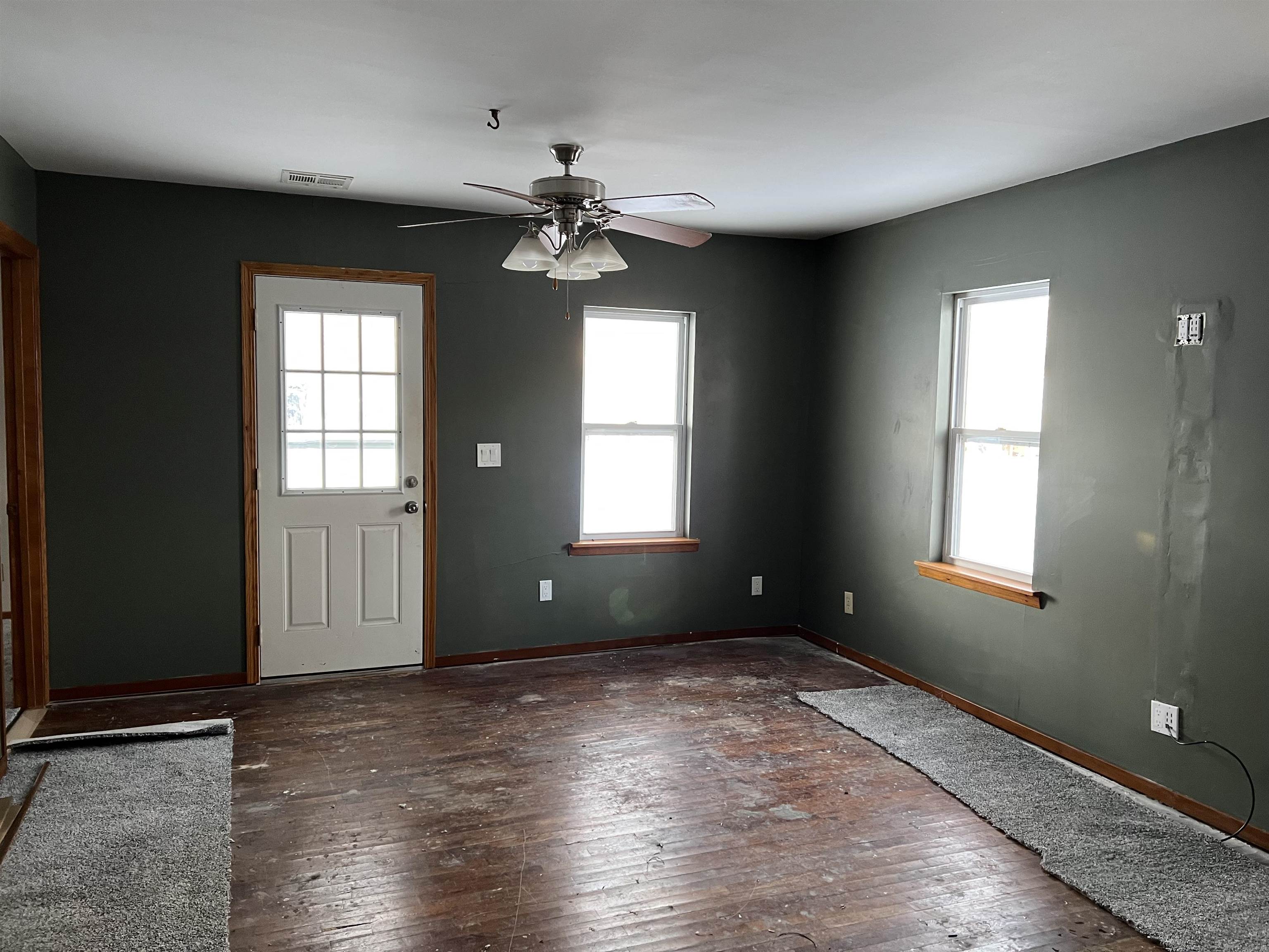 220 W 10th St, Florence, Kansas image 14