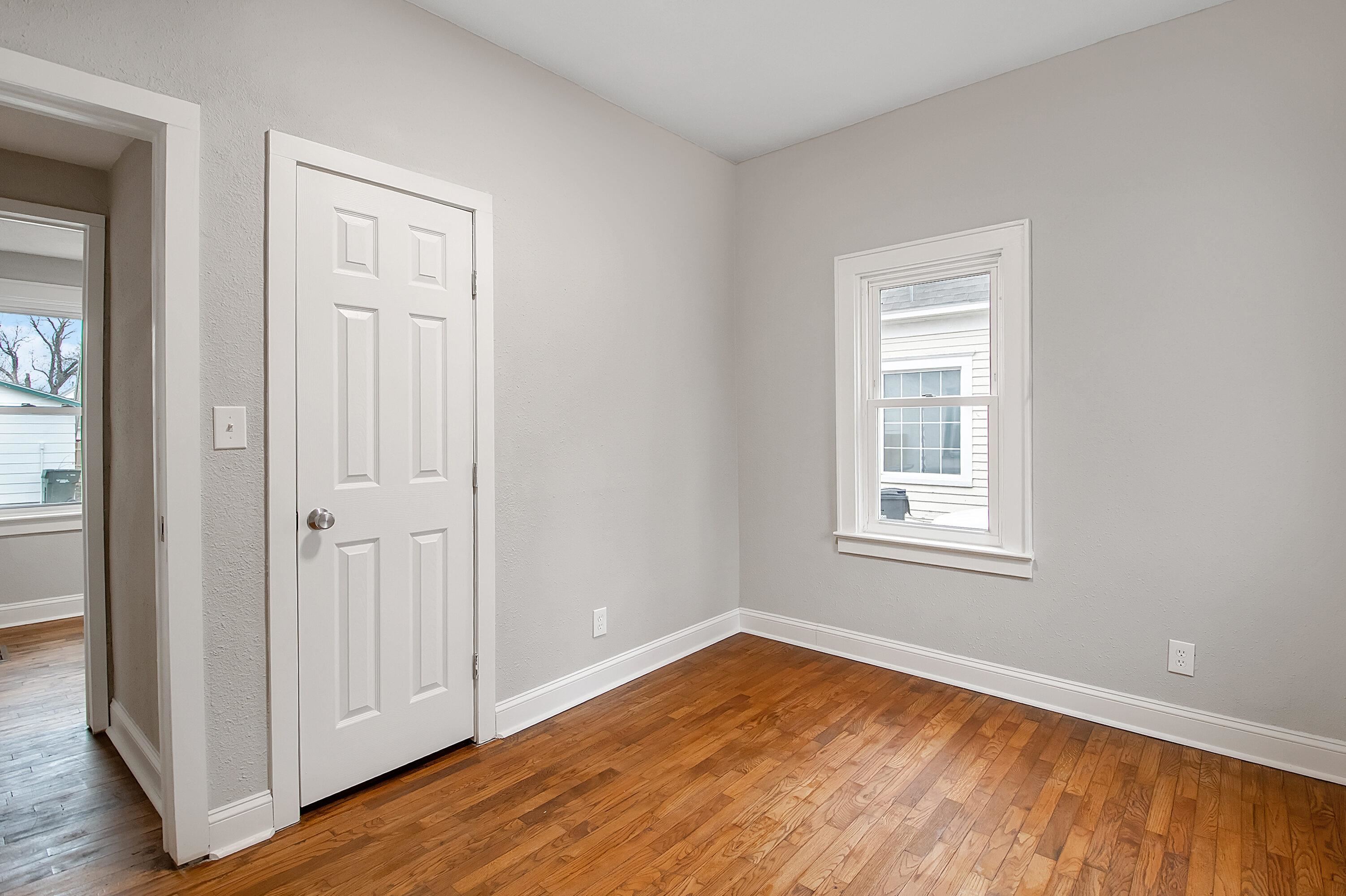 431 E 9th St, Newton, Kansas image 16