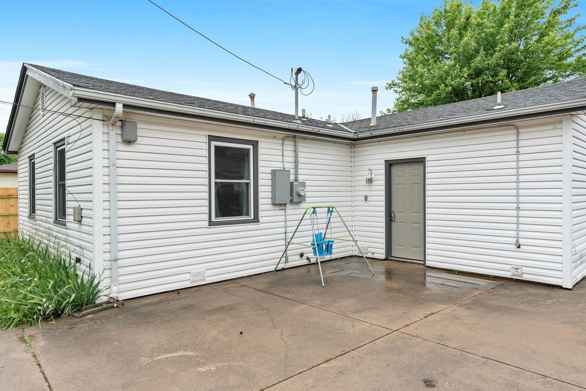 2304 W Lydia St, Wichita, Kansas image 30