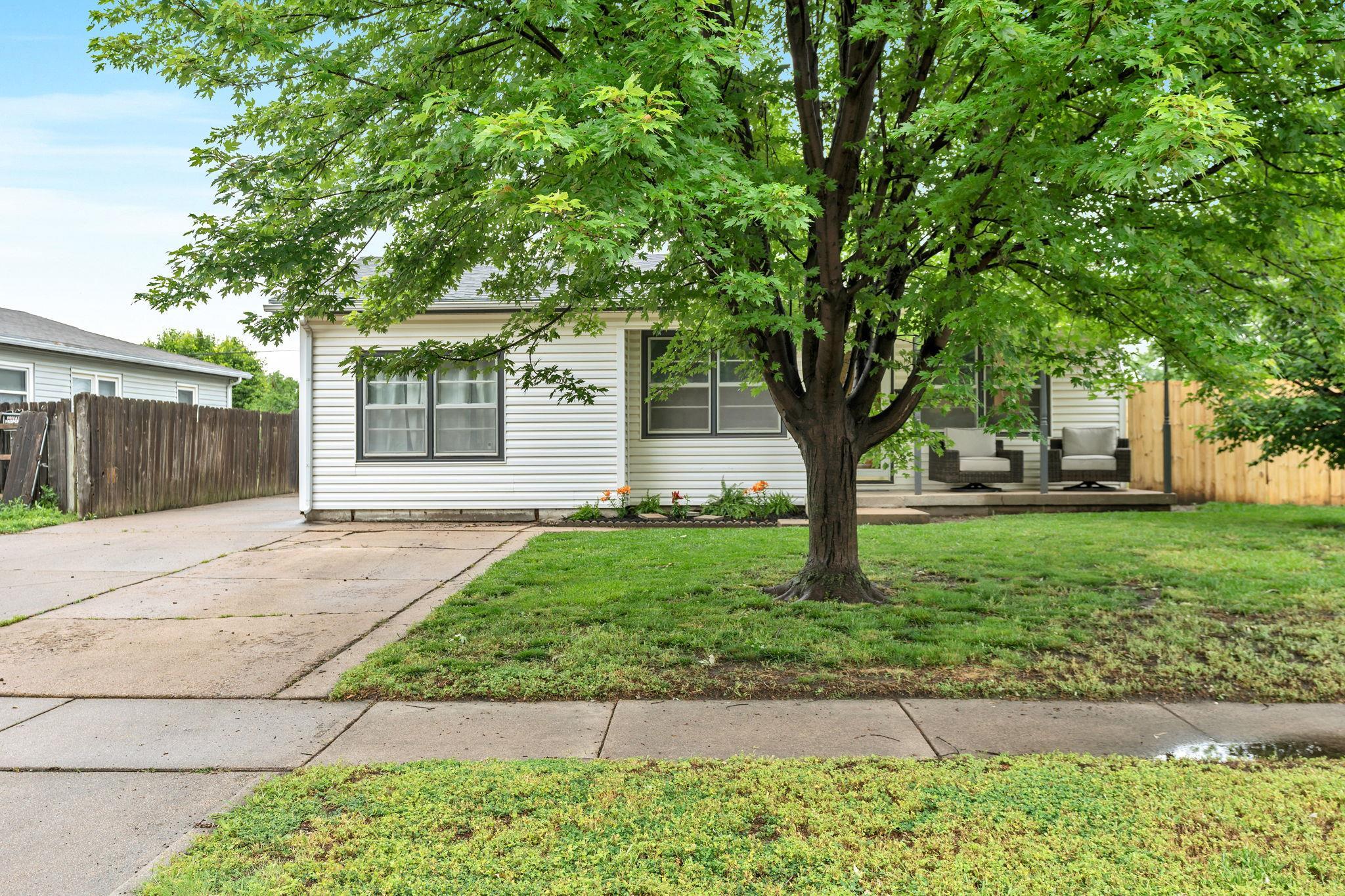 2304 W Lydia St, Wichita, Kansas image 2