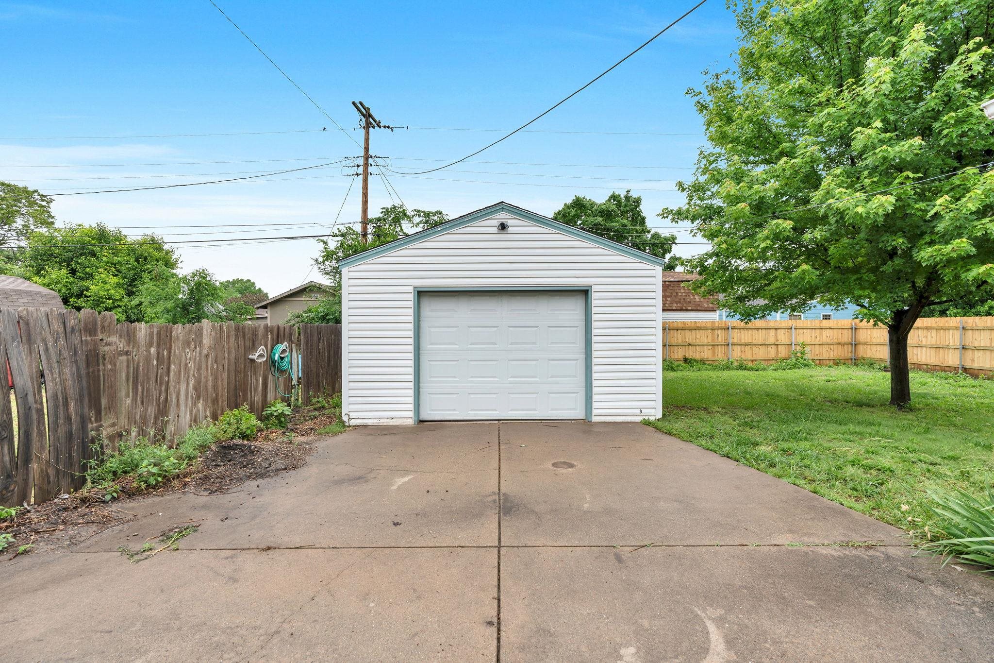 2304 W Lydia St, Wichita, Kansas image 29