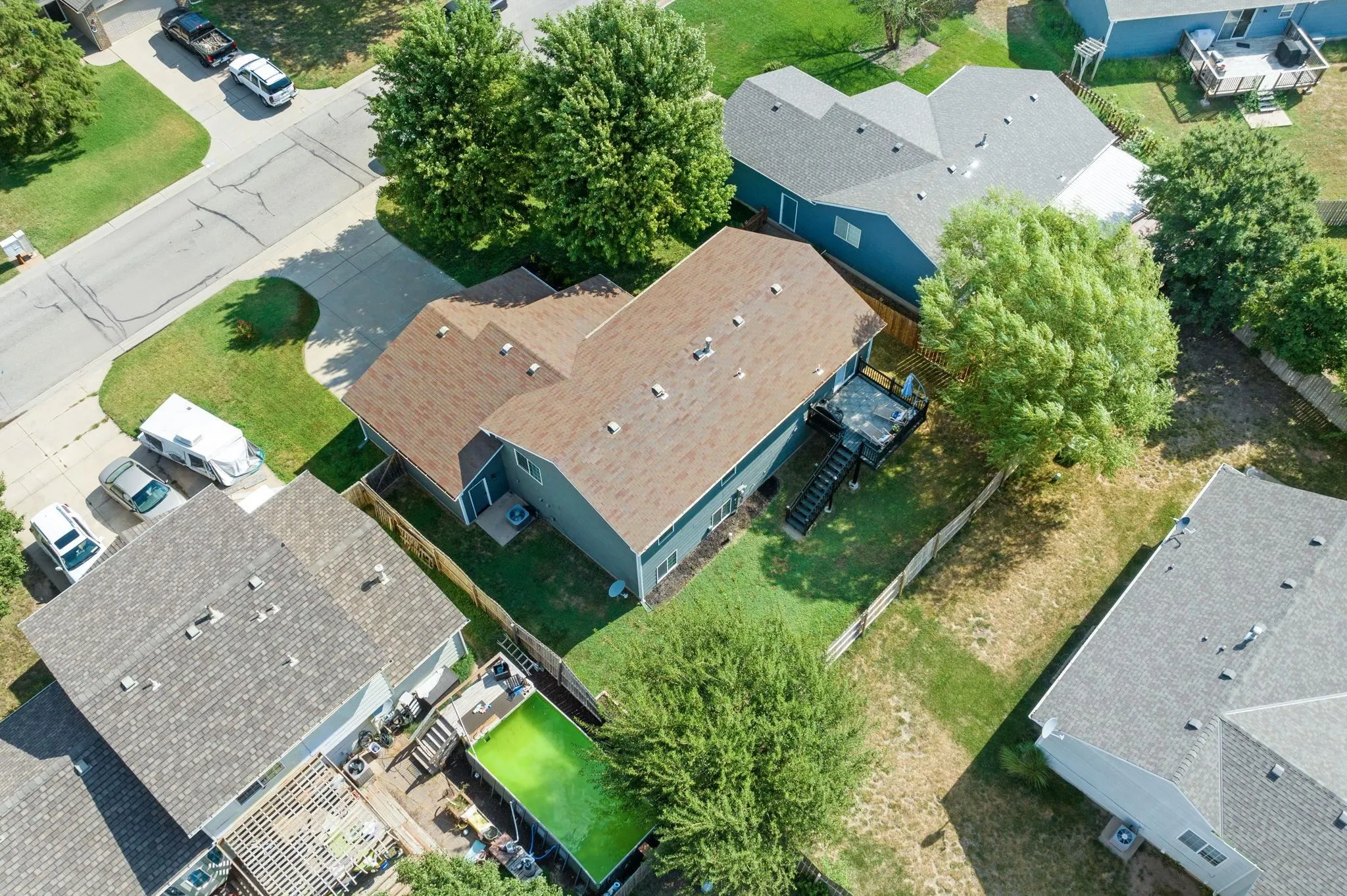 Wichita, Kansas 67209, United States, 4 Bedrooms Bedrooms, ,3 BathroomsBathrooms,Residential,Pending,33218