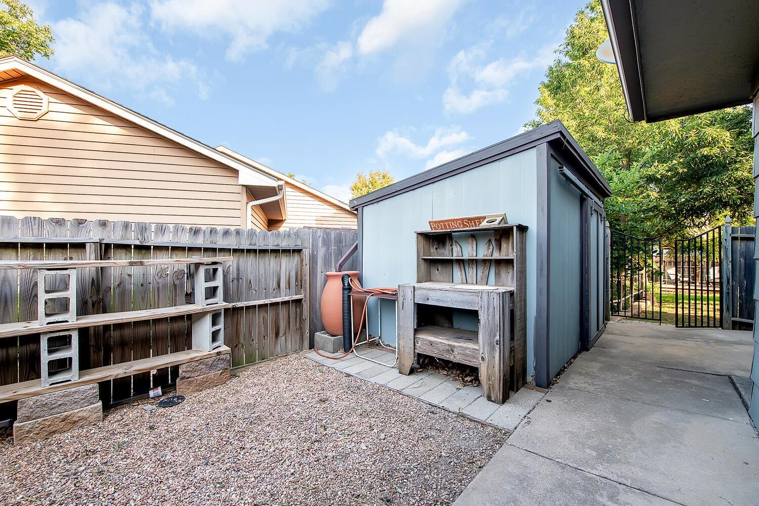 1306 E James St, Derby, Kansas image 33