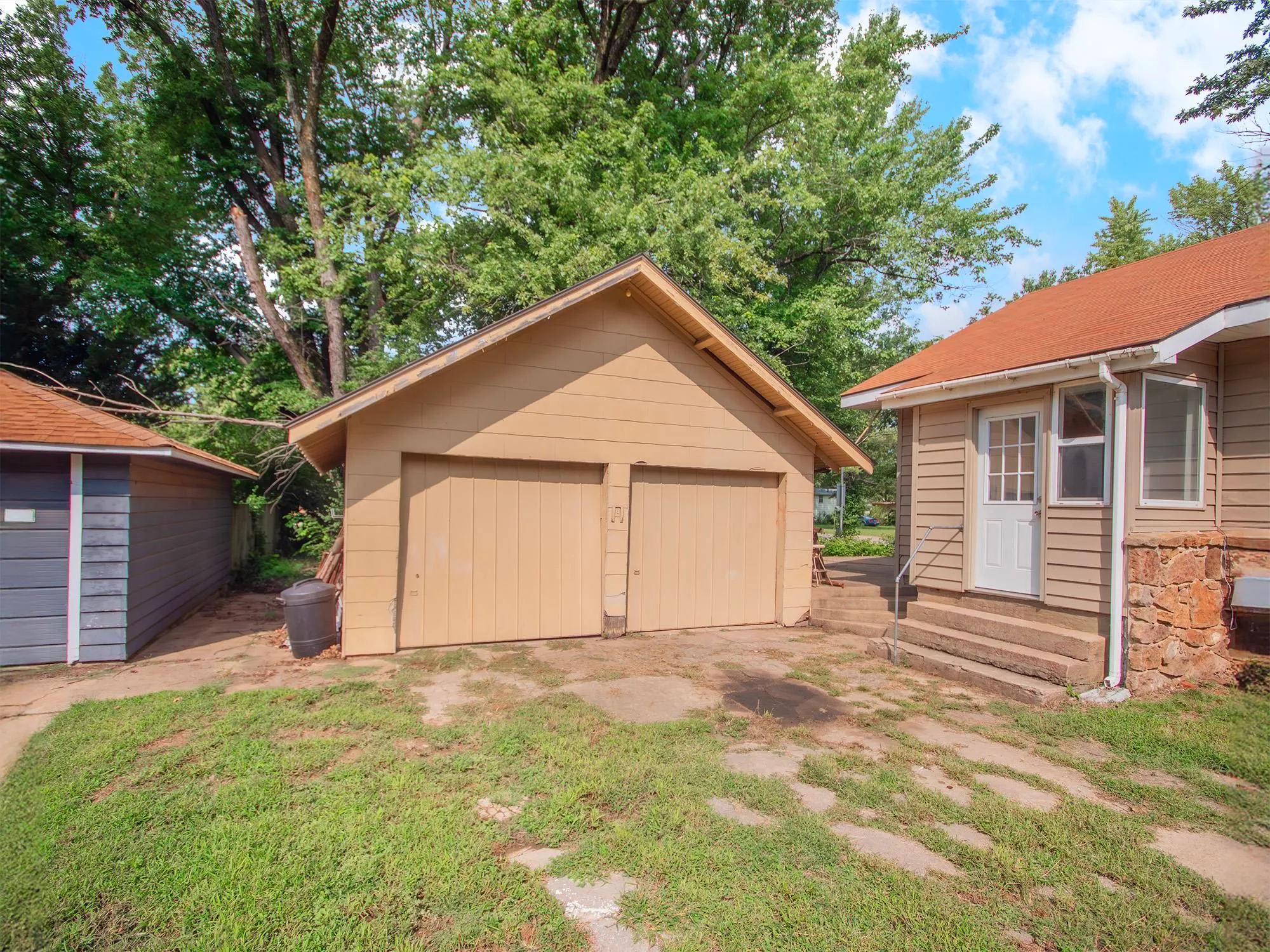 Oxford, Kansas 67119, United States, 3 Bedrooms Bedrooms, ,2 BathroomsBathrooms,Residential,Active,207590