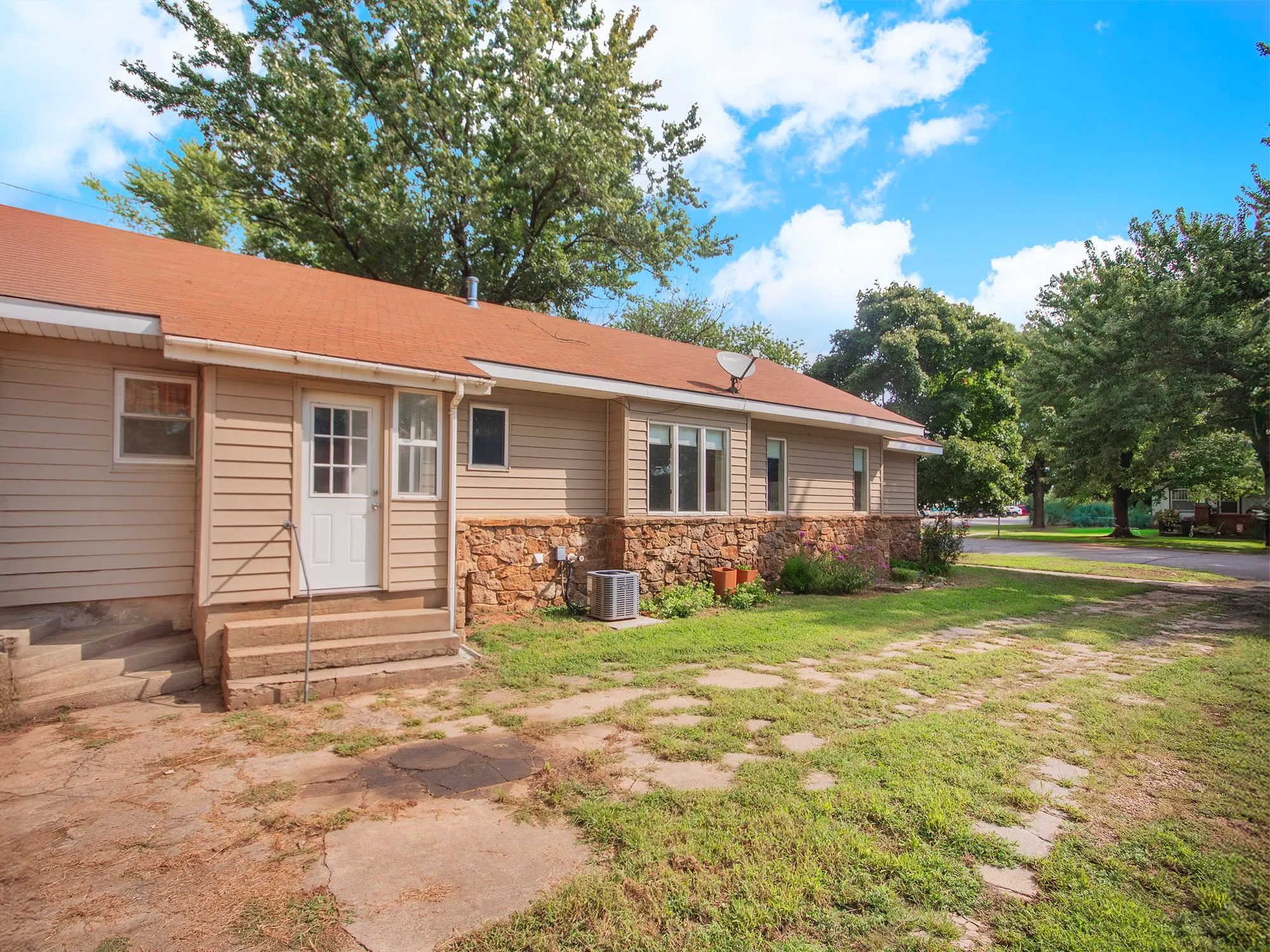 Oxford, Kansas 67119, United States, 3 Bedrooms Bedrooms, ,2 BathroomsBathrooms,Residential,Active,207590