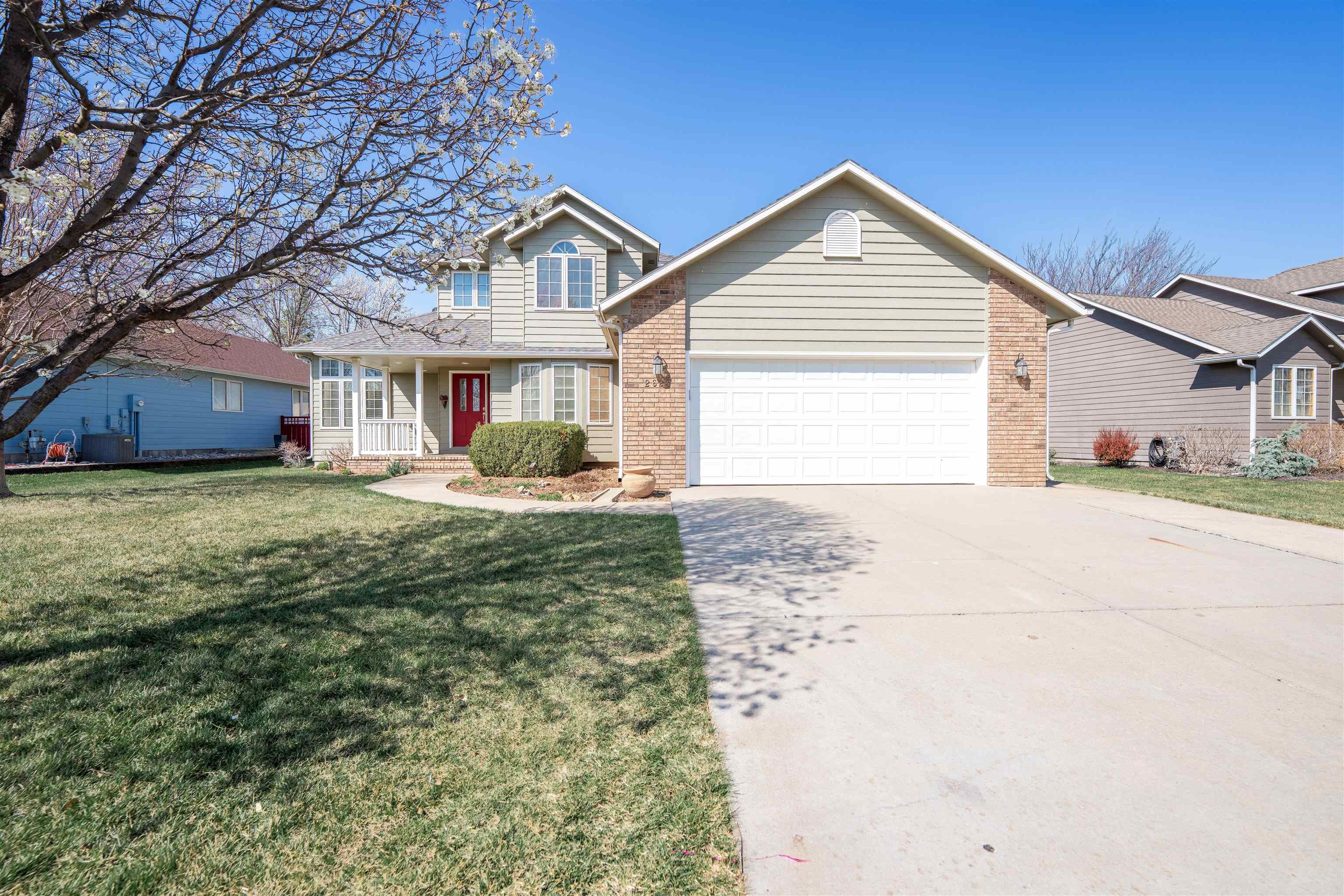 2624 Carolina Dr, Salina, Kansas image 1