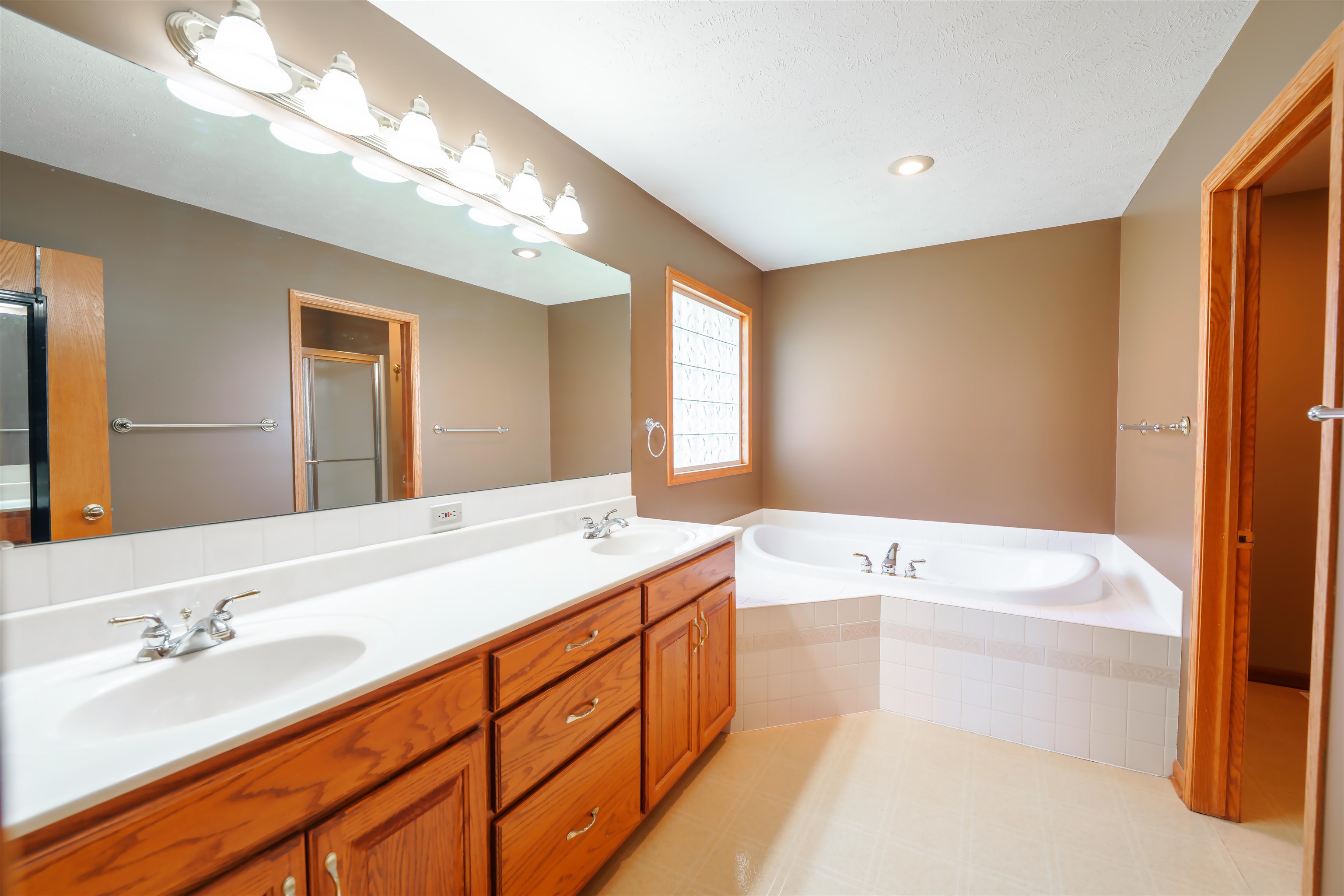 2624 Carolina Dr, Salina, Kansas image 17