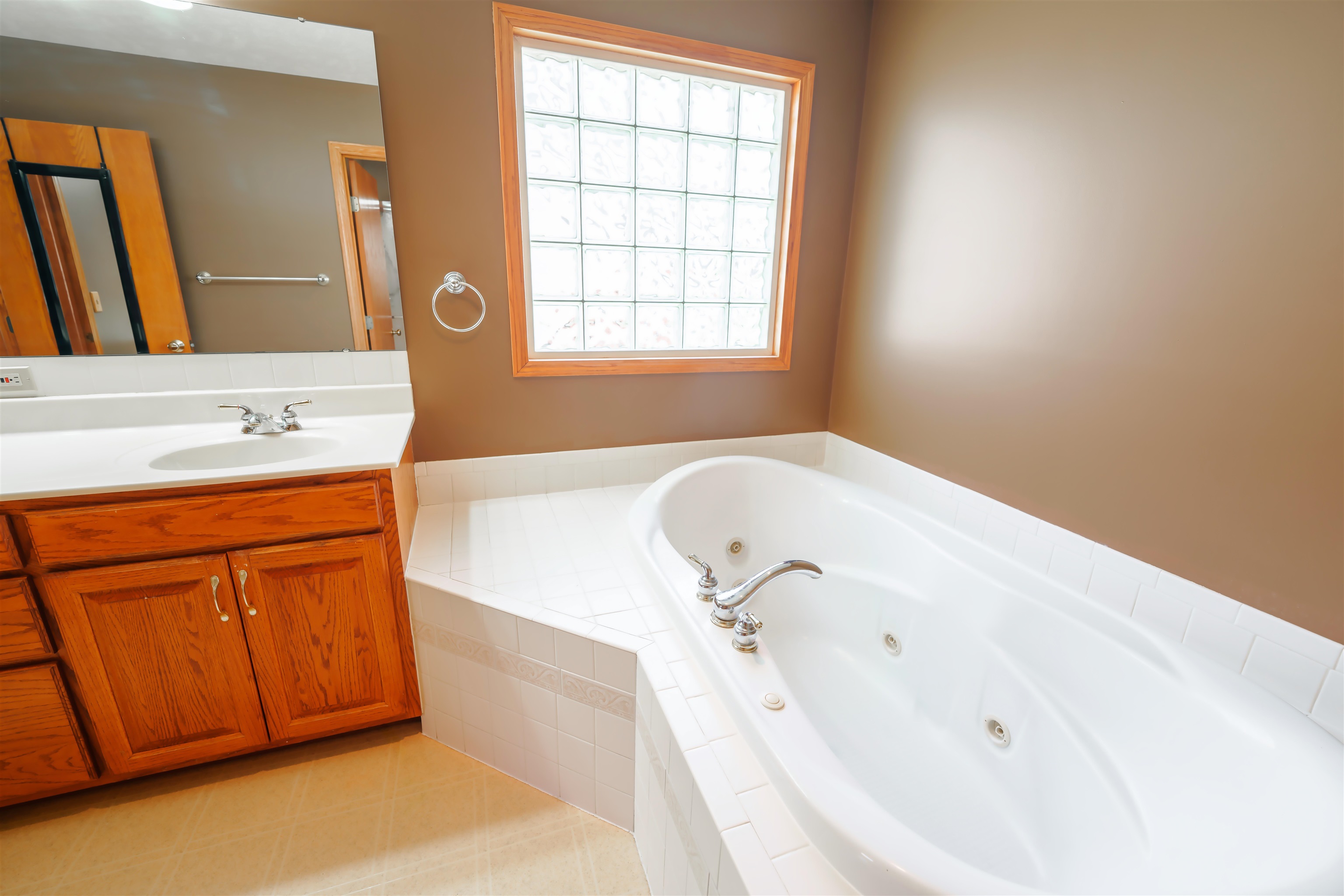 2624 Carolina Dr, Salina, Kansas image 18