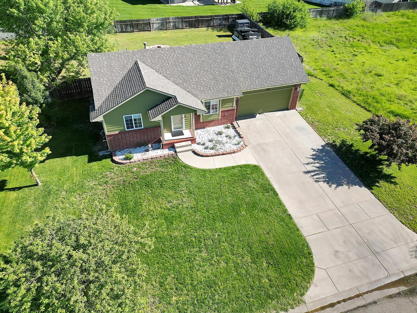 200 W Autumn Blaze St, Goddard, Kansas image 2