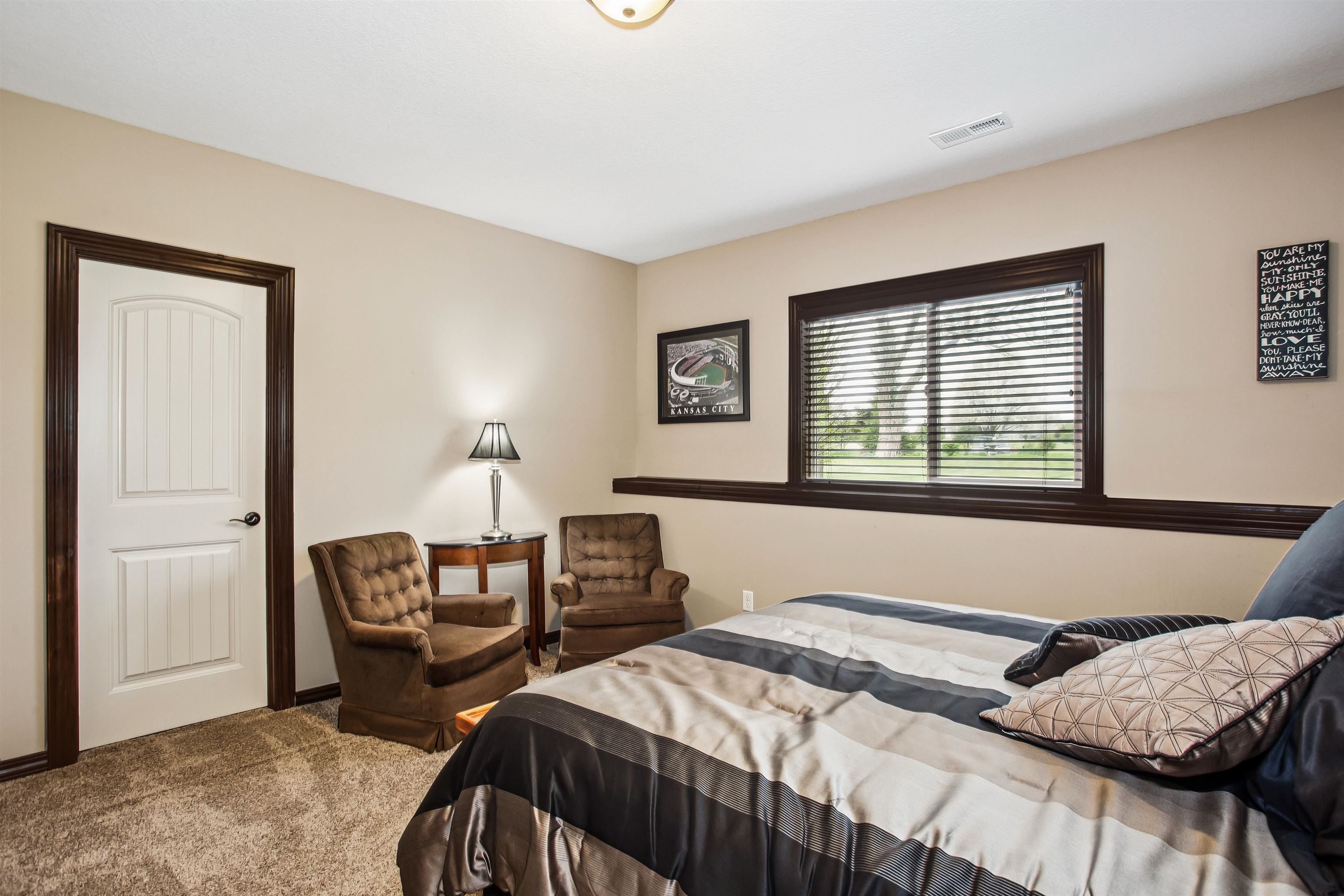 2101 S Ironstone St, Wichita, Kansas image 36