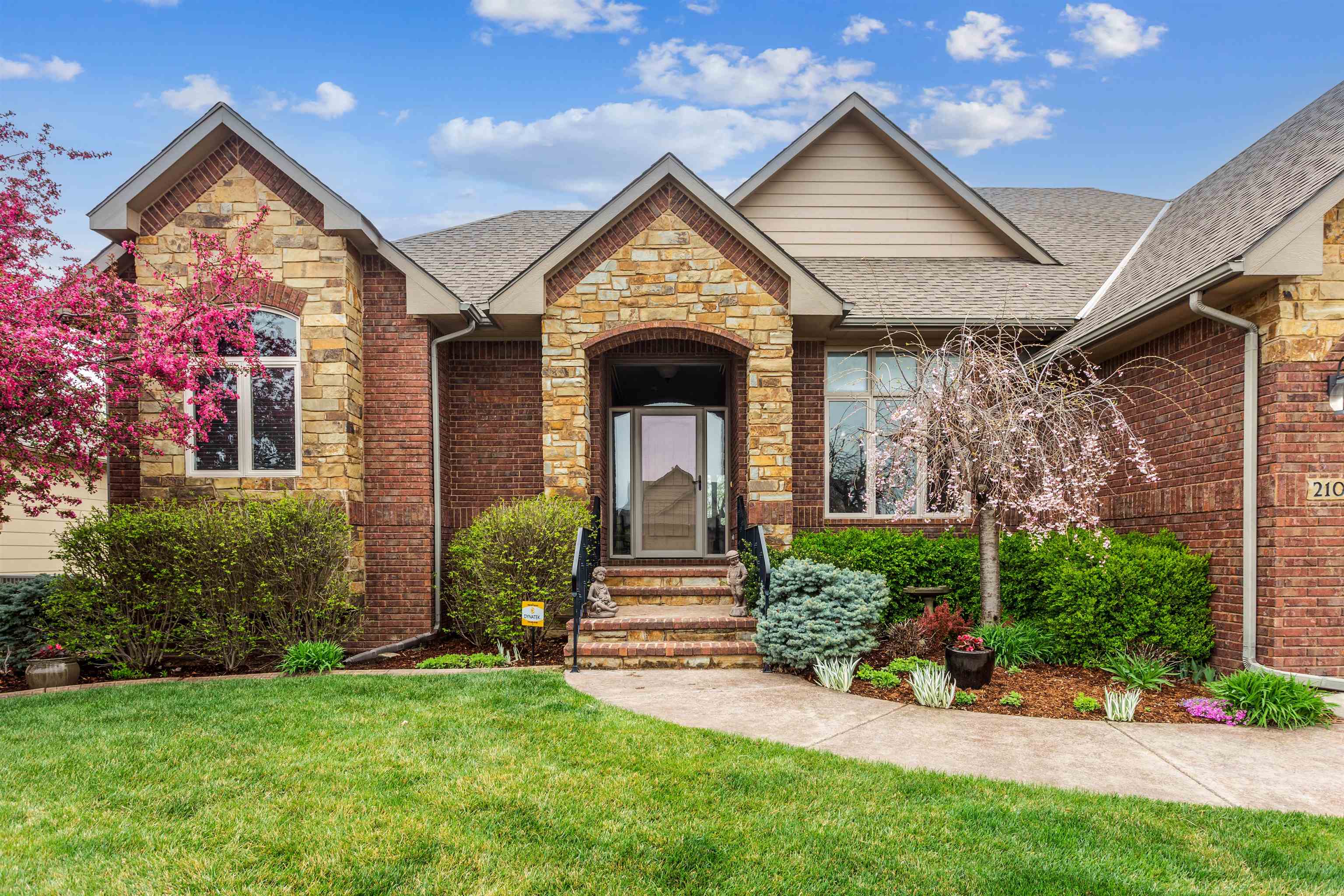 2101 S Ironstone St, Wichita, Kansas image 3