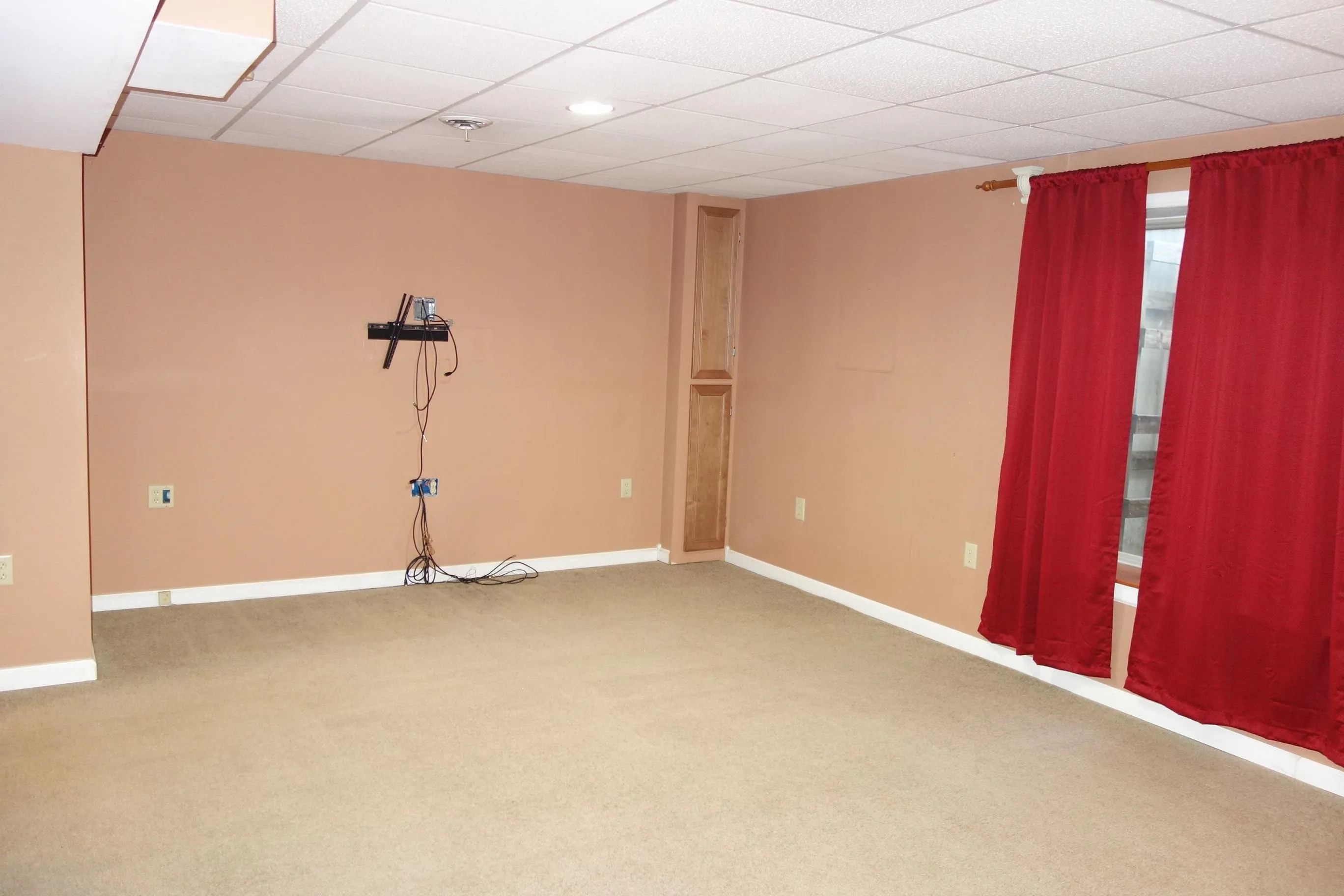 Wichita, Kansas 67209, United States, 3 Bedrooms Bedrooms, ,3 BathroomsBathrooms,Residential,Pending,241246