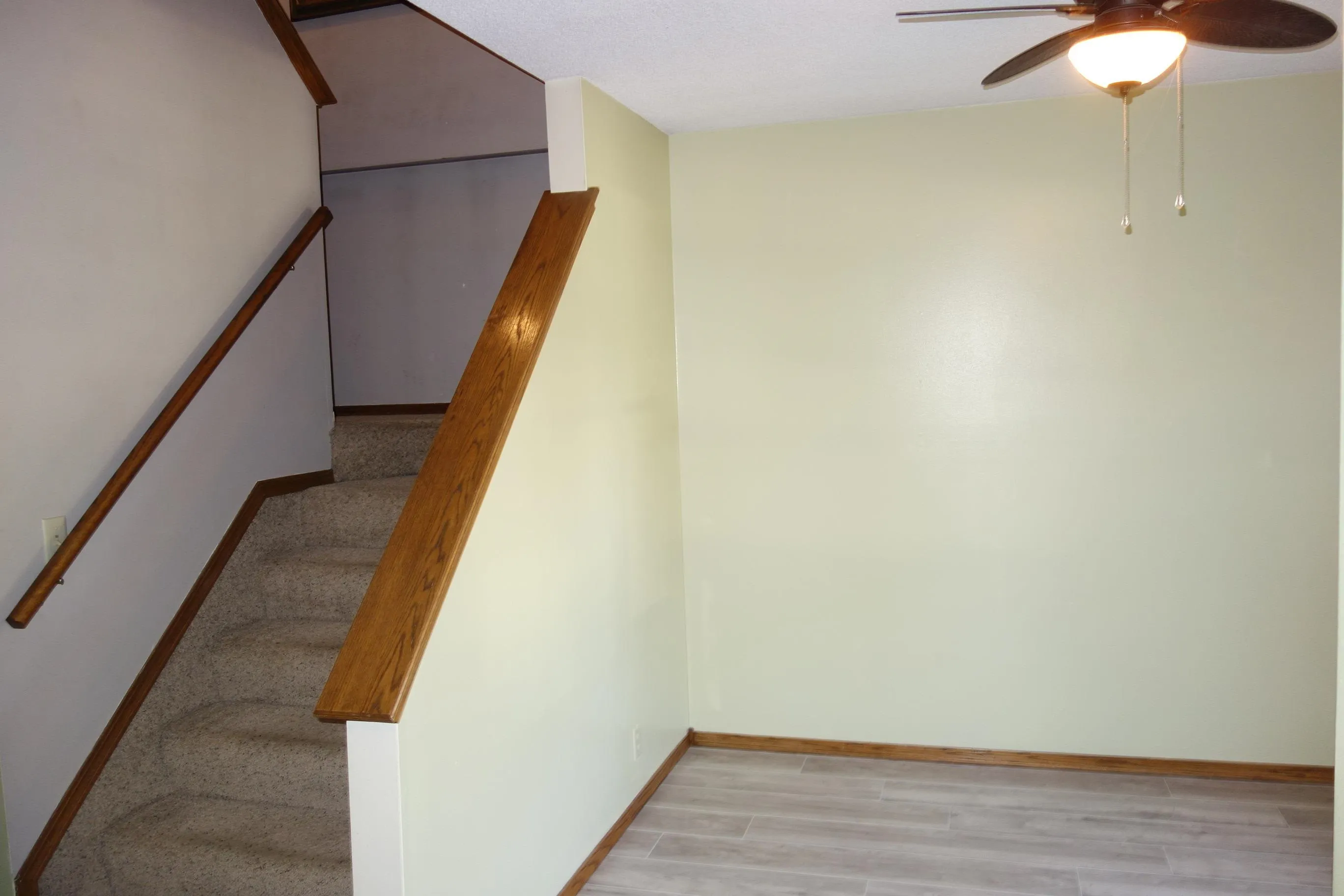 Wichita, Kansas 67209, United States, 3 Bedrooms Bedrooms, ,3 BathroomsBathrooms,Residential,Pending,241246