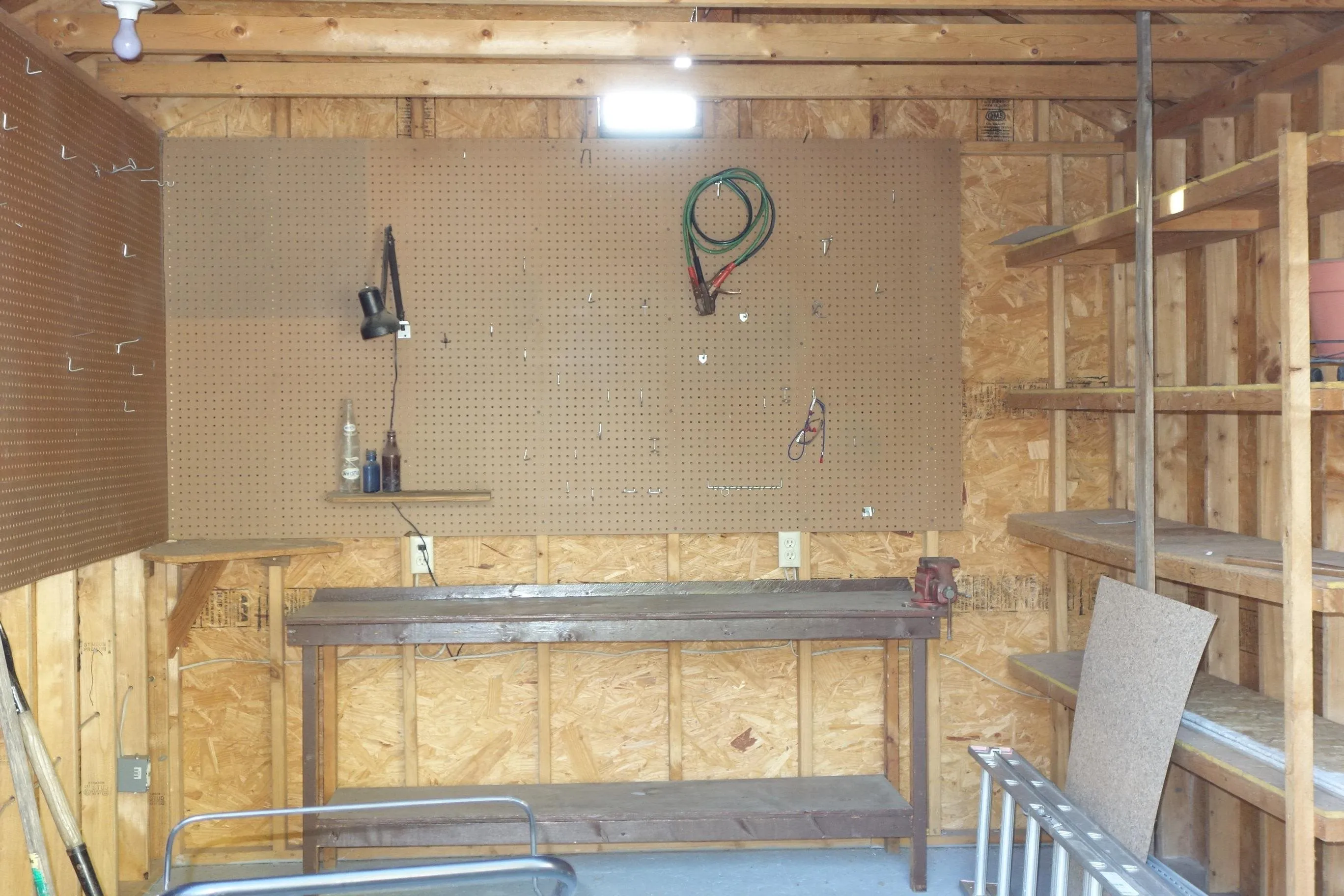 Wichita, Kansas 67209, United States, 3 Bedrooms Bedrooms, ,3 BathroomsBathrooms,Residential,Pending,241246