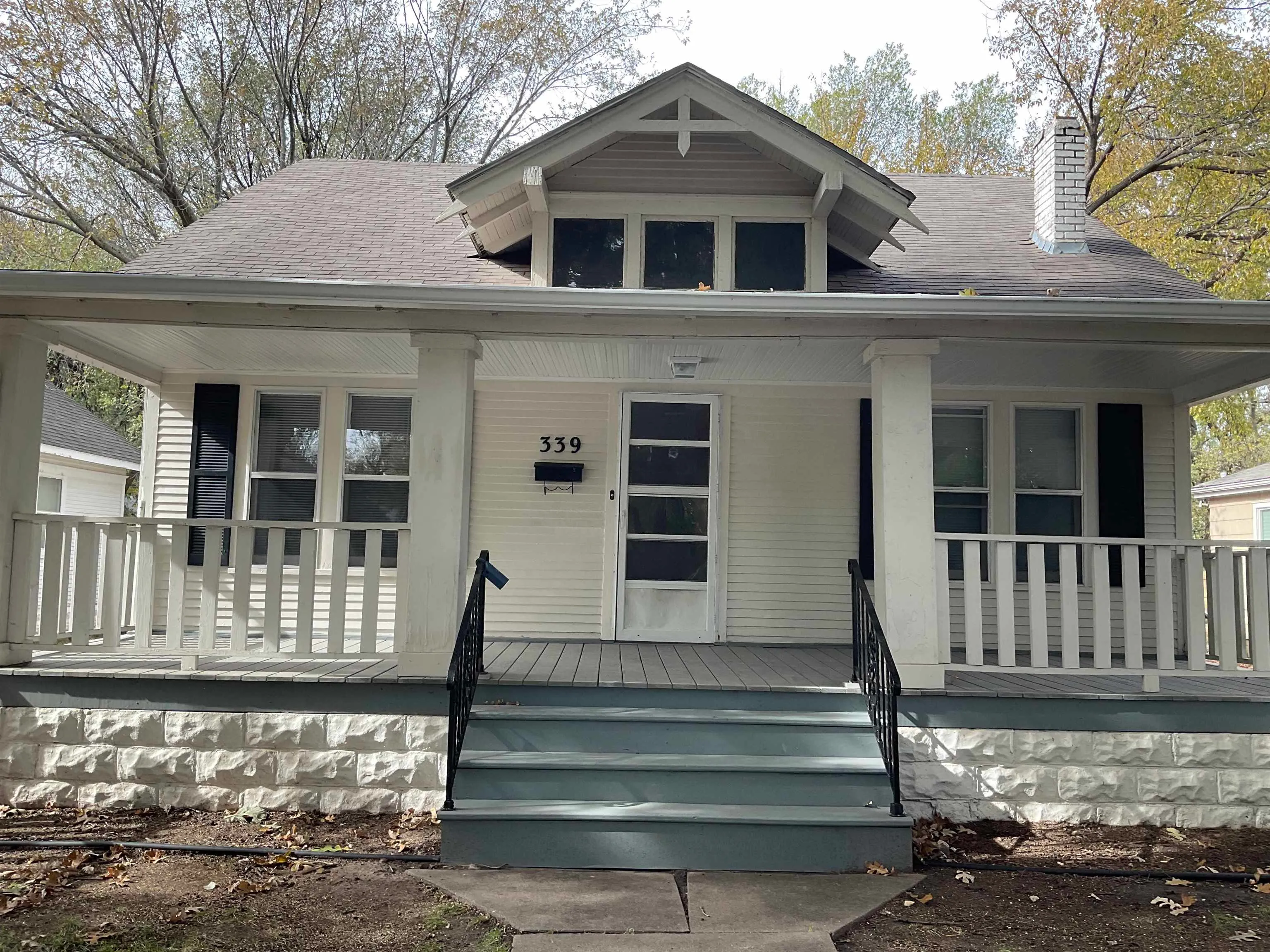 339 S Volutsia Ave  