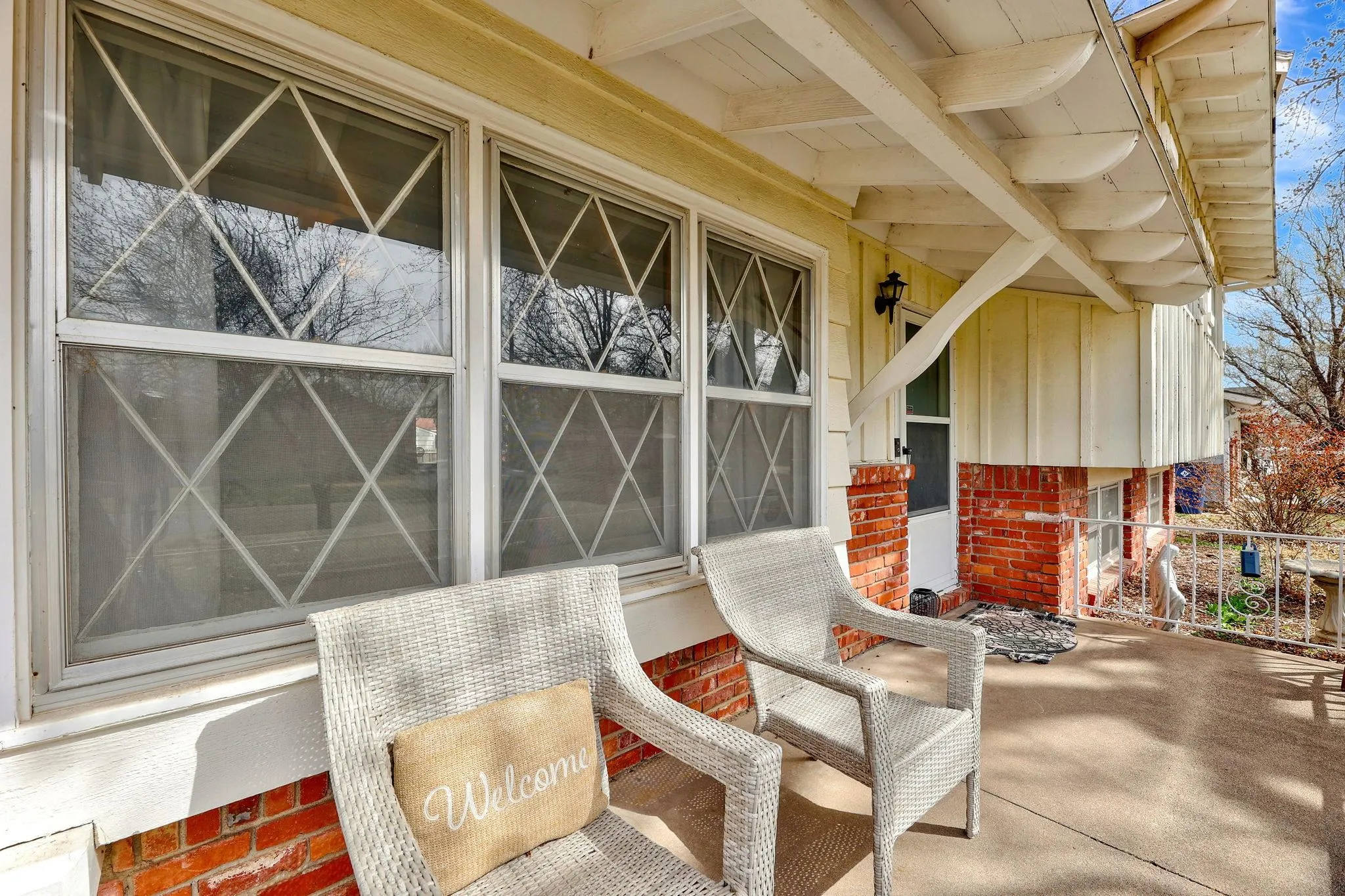 Wichita, Kansas 67212, United States, 3 Bedrooms Bedrooms, ,2 BathroomsBathrooms,Residential,Pending,88900