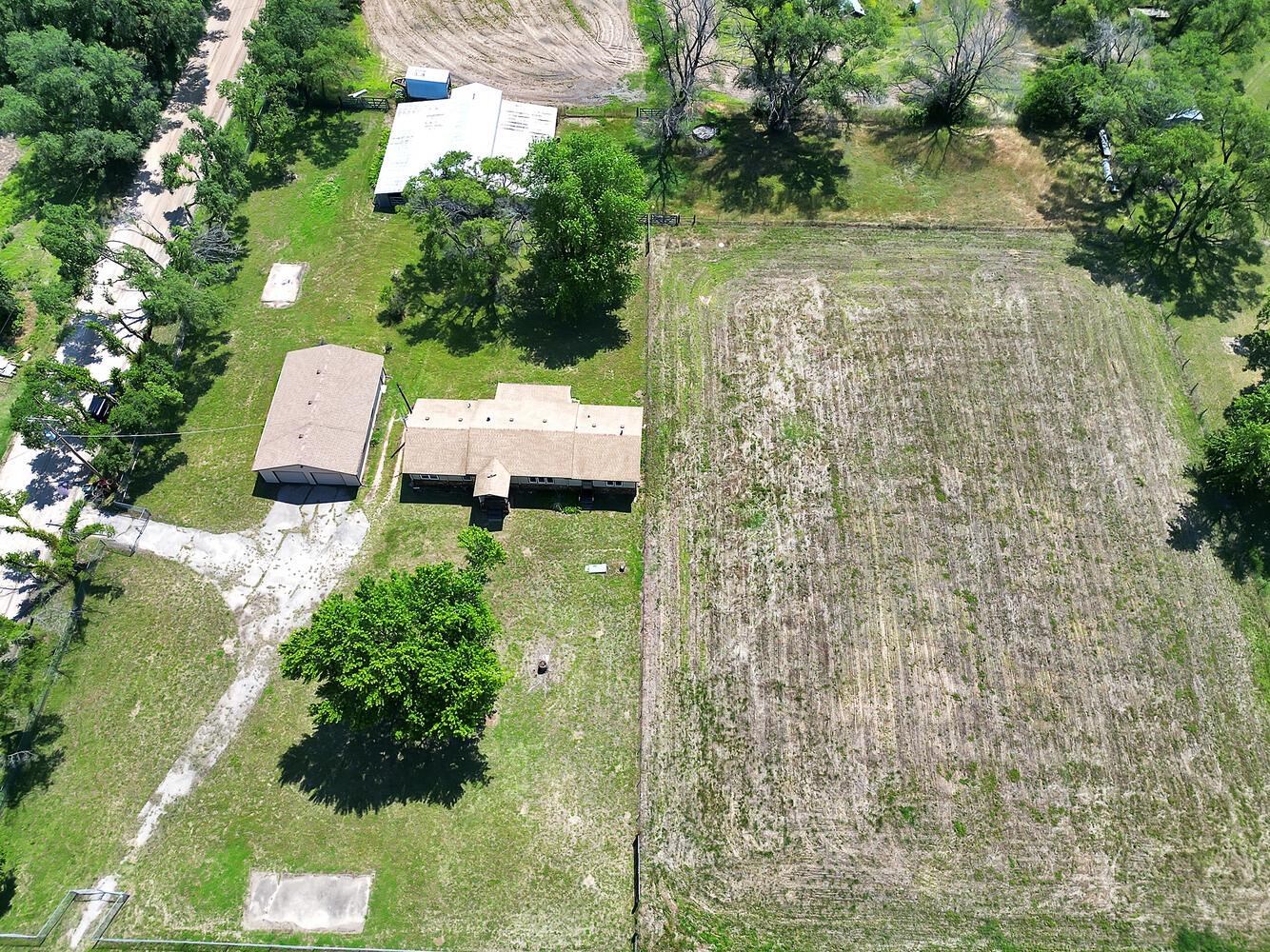 8800 S Broadway Ave, Haysville, Kansas image 23