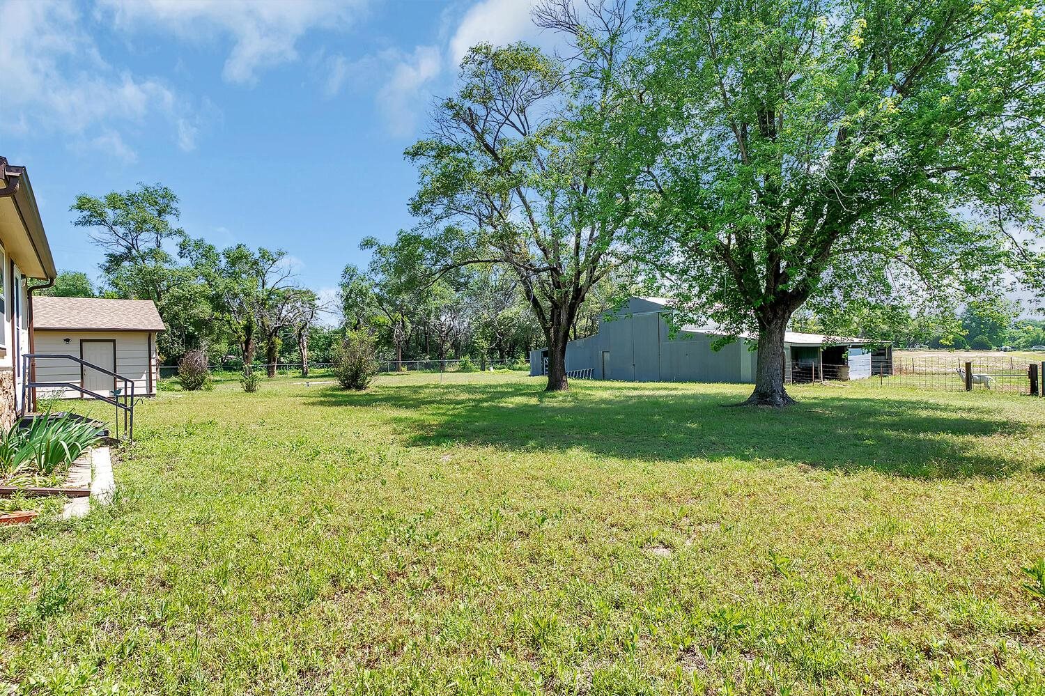 8800 S Broadway Ave, Haysville, Kansas image 32