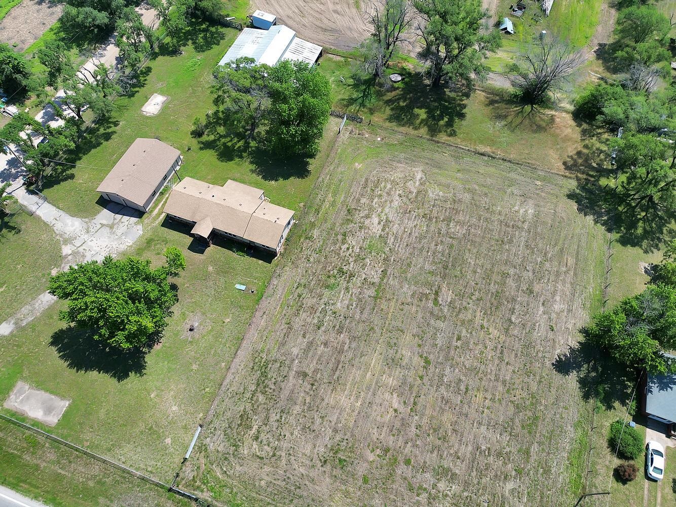 8800 S Broadway Ave, Haysville, Kansas image 24