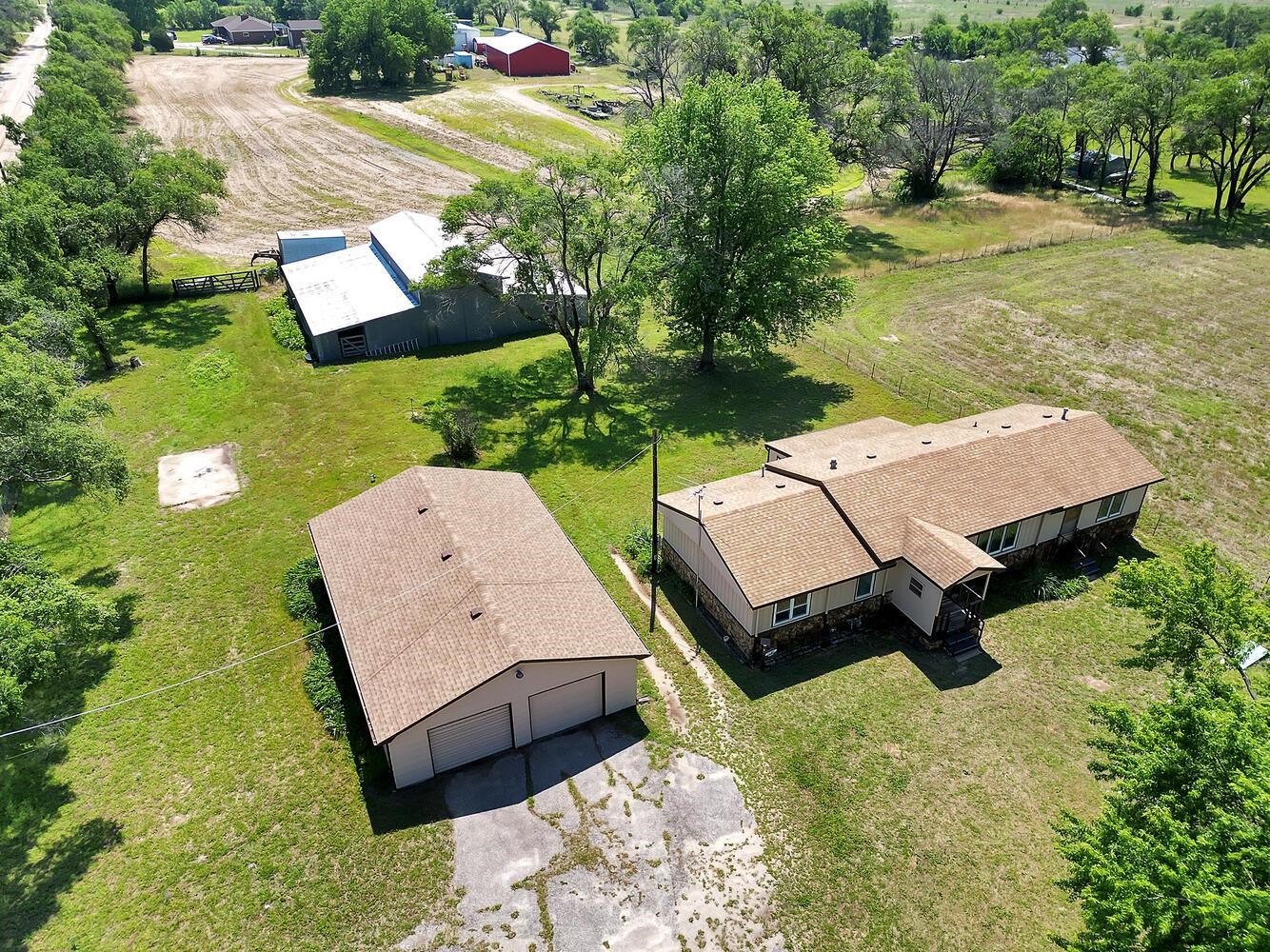 8800 S Broadway Ave, Haysville, Kansas image 29
