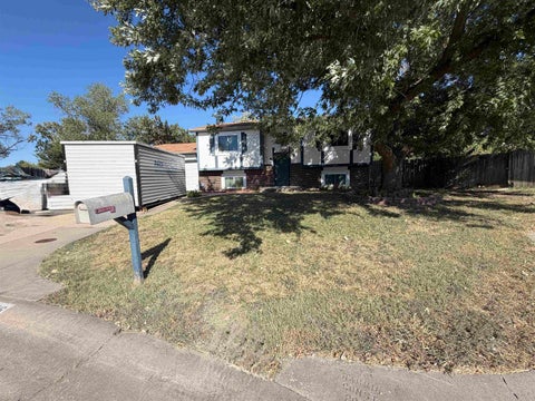 Homes For Sale - 6716 E 30 Ct N Ct<br/> Wichita, KS 67226