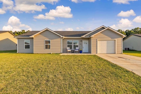 Homes For Sale - 1200 Nautical Dr<br/> Salina, KS 67401
