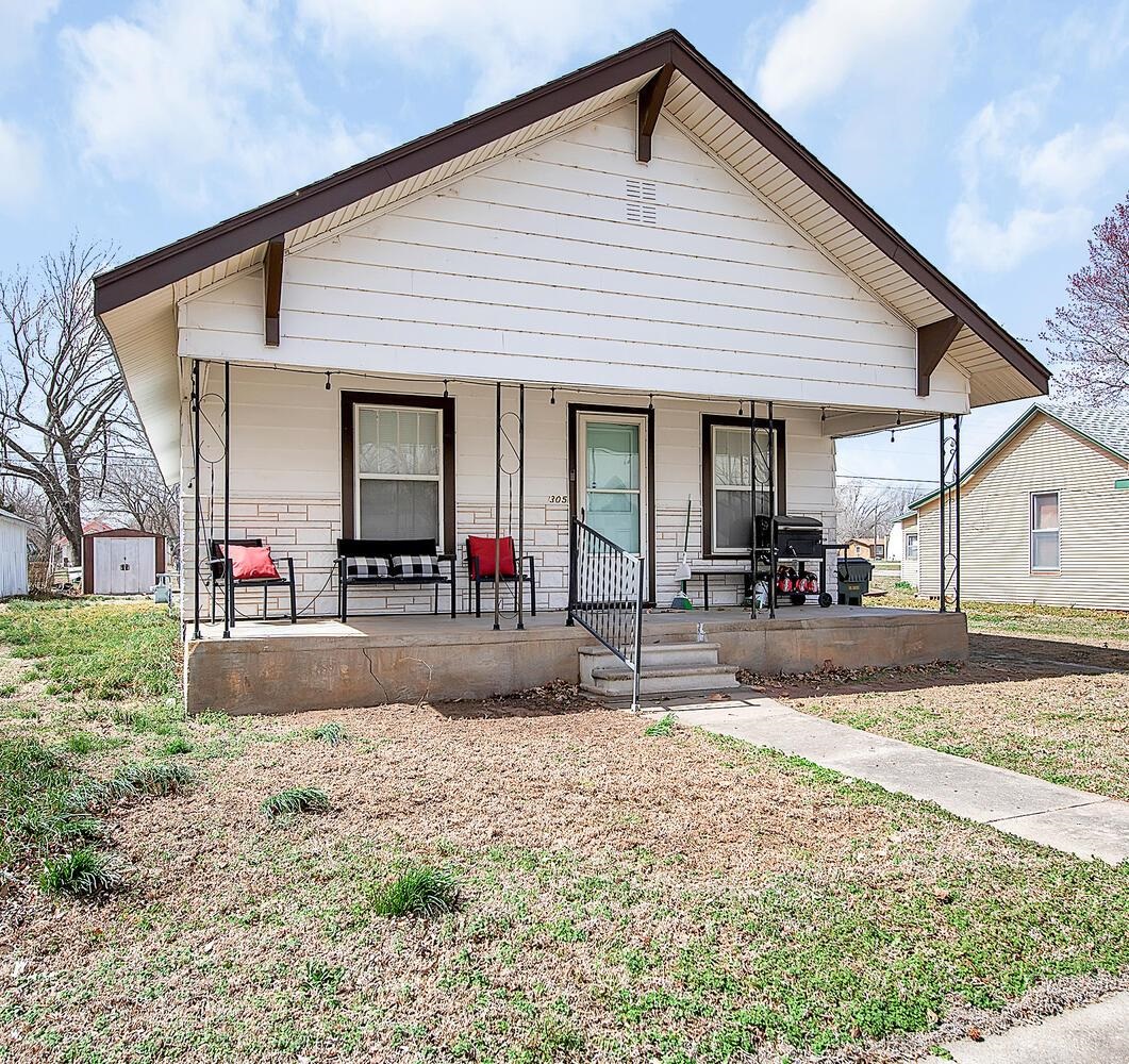 305 S Illinois Ave, Oxford, Kansas image 2