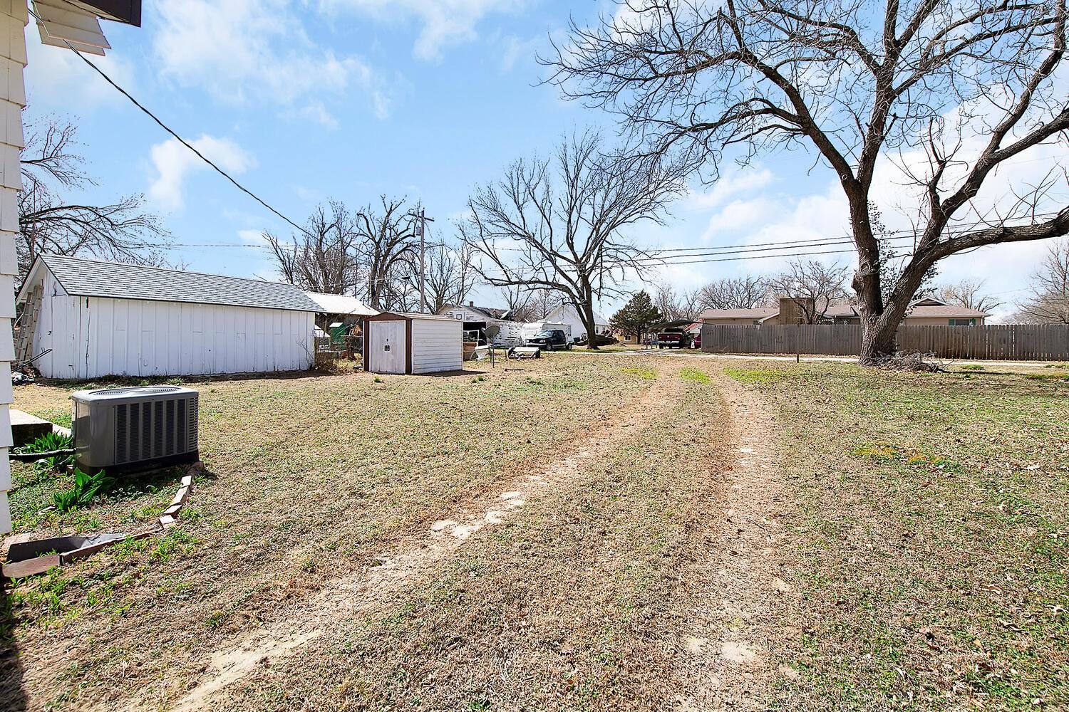 305 S Illinois Ave, Oxford, Kansas image 26