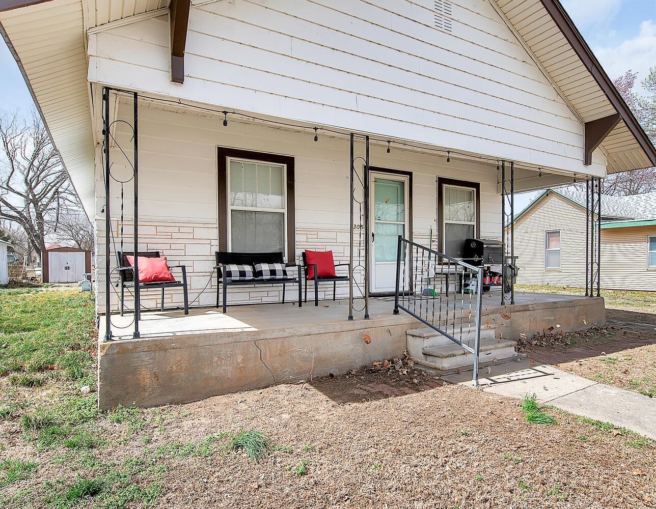 305 S Illinois Ave, Oxford, Kansas image 3