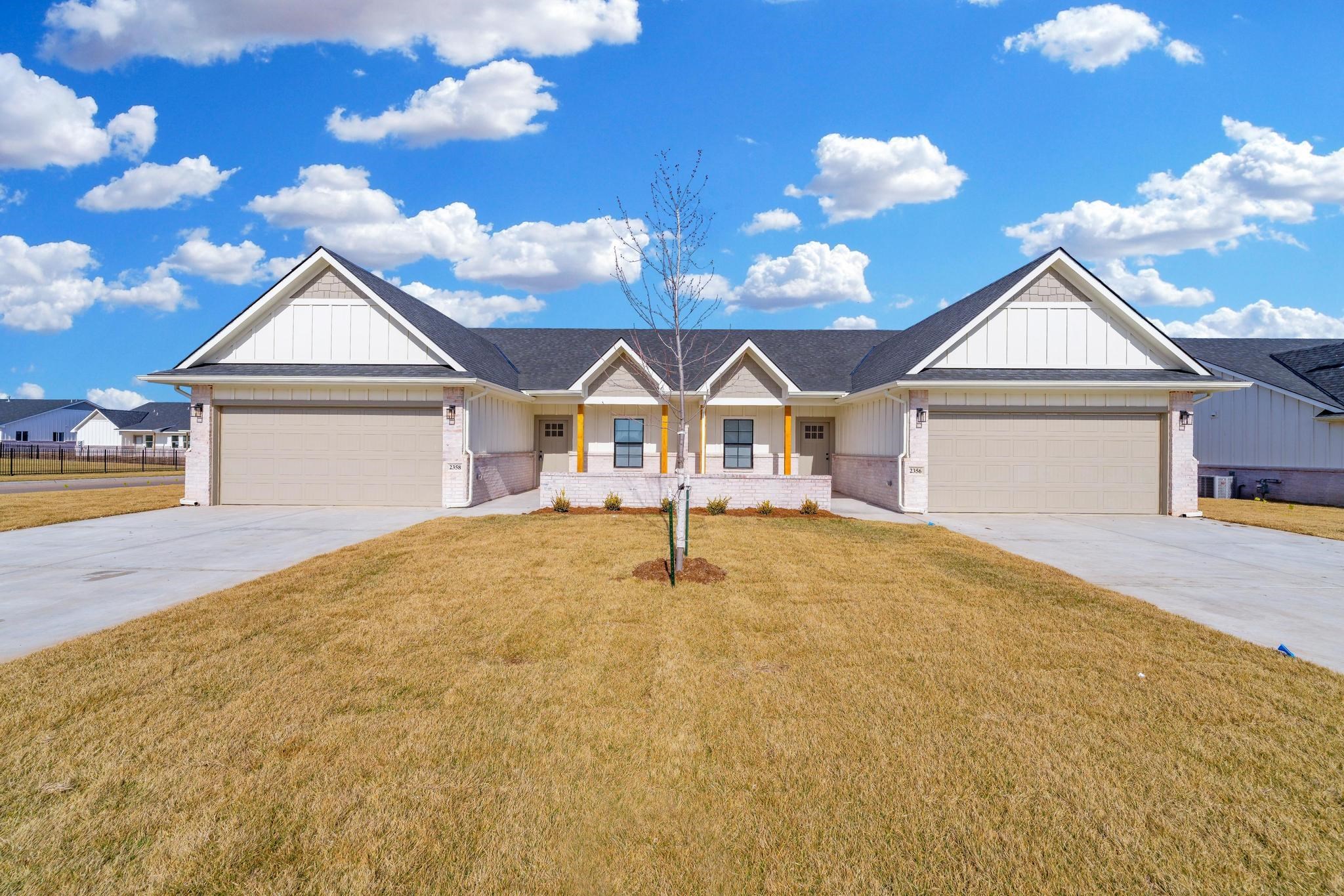 2356 S Spring Hill Ct, Goddard, Kansas image 2