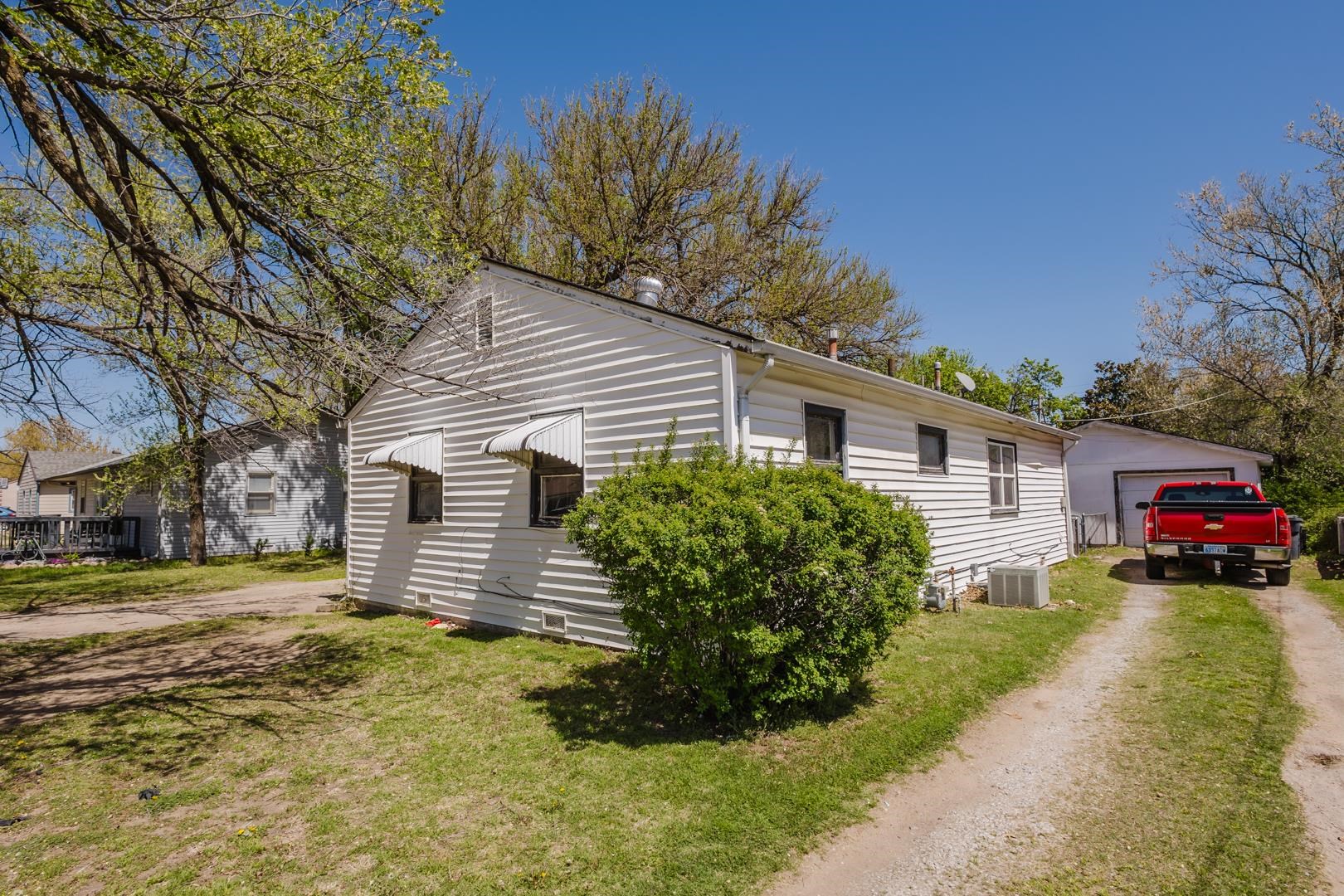 3226 S Gold St, Wichita, Kansas image 3